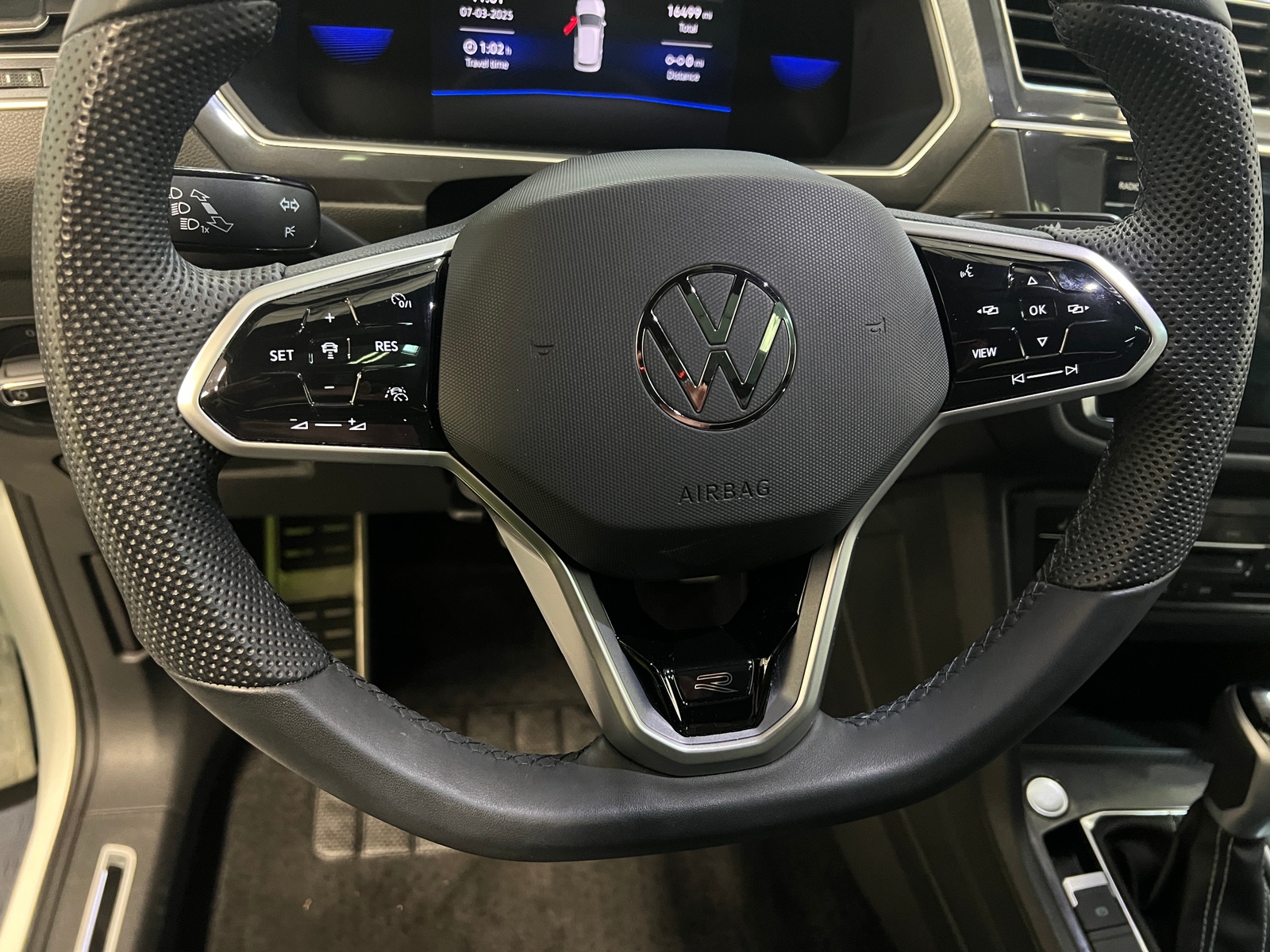 Thumbnail: 2024 Volkswagen Tiguan - 4