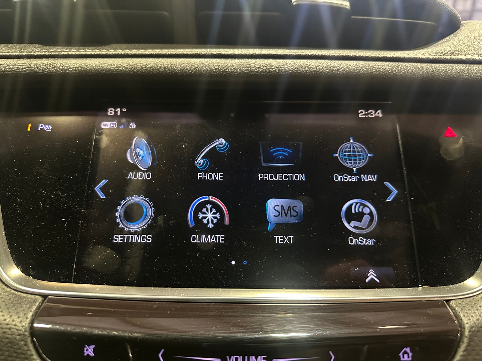 Thumbnail: 2018 Cadillac XT5 - 3