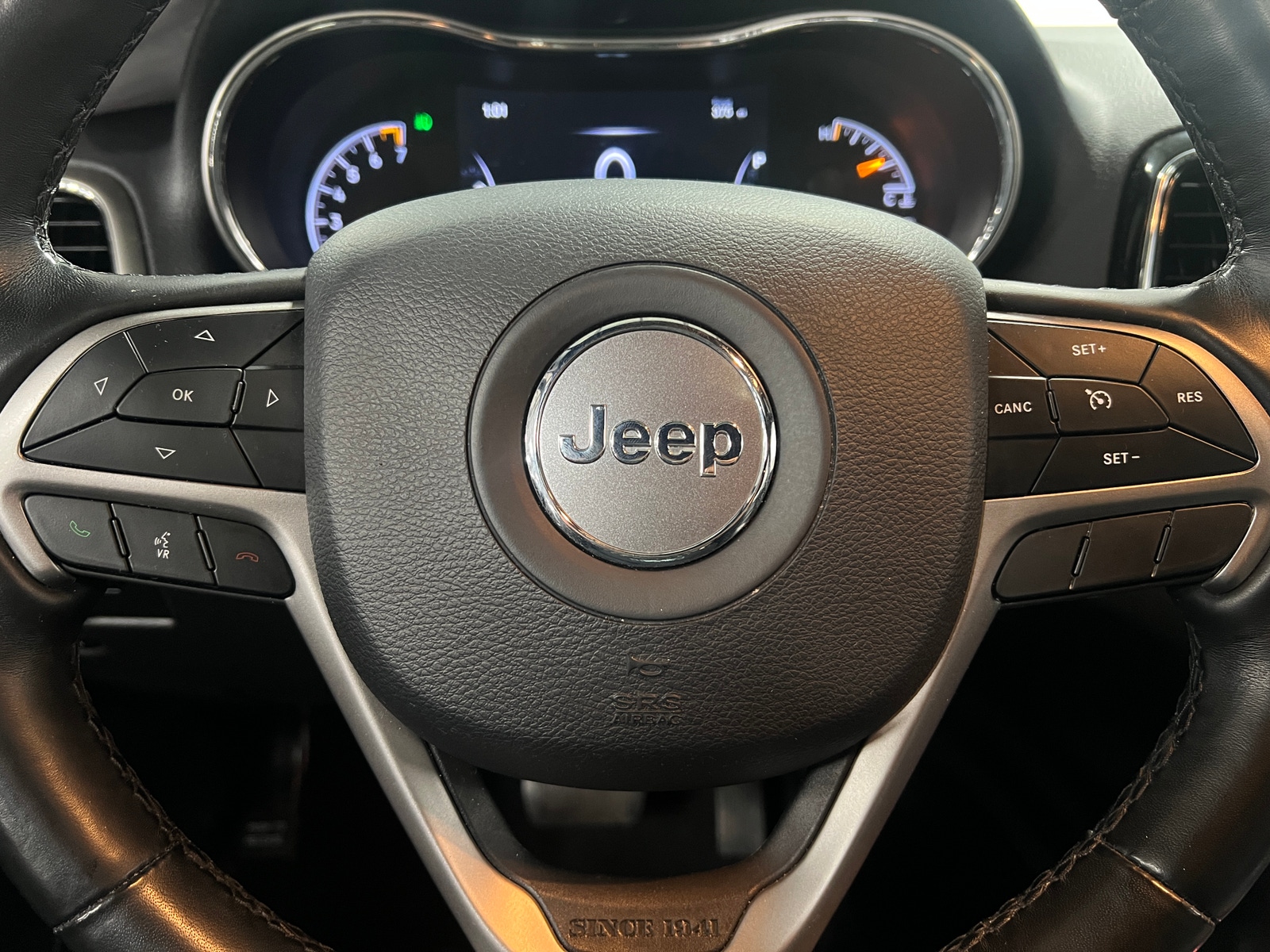 Thumbnail: 2020 Jeep Grand Cherokee - 5