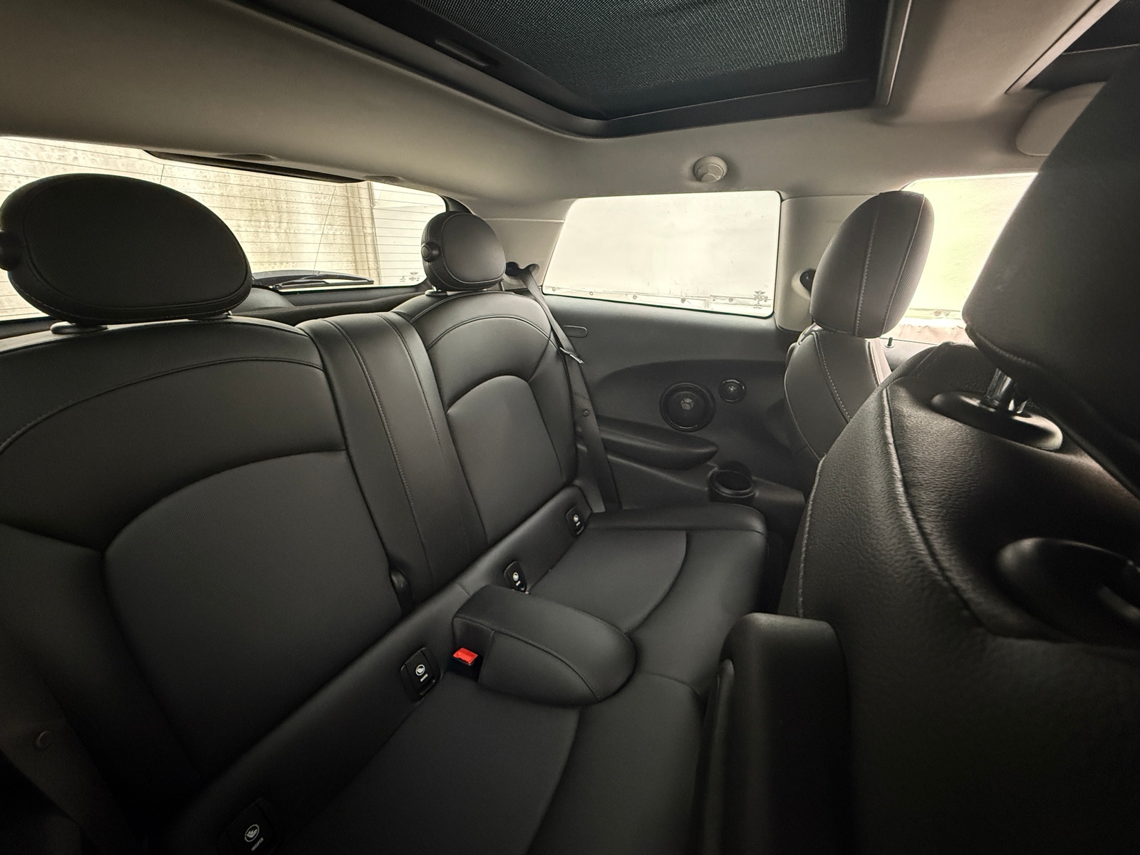 Thumbnail: 2019 MINI Cooper Hardtop - 5
