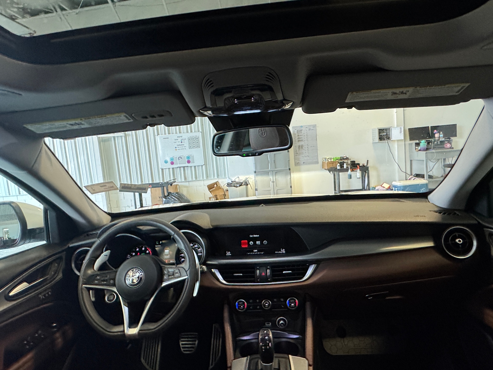 Thumbnail: 2018 Alfa Romeo Stelvio - 2