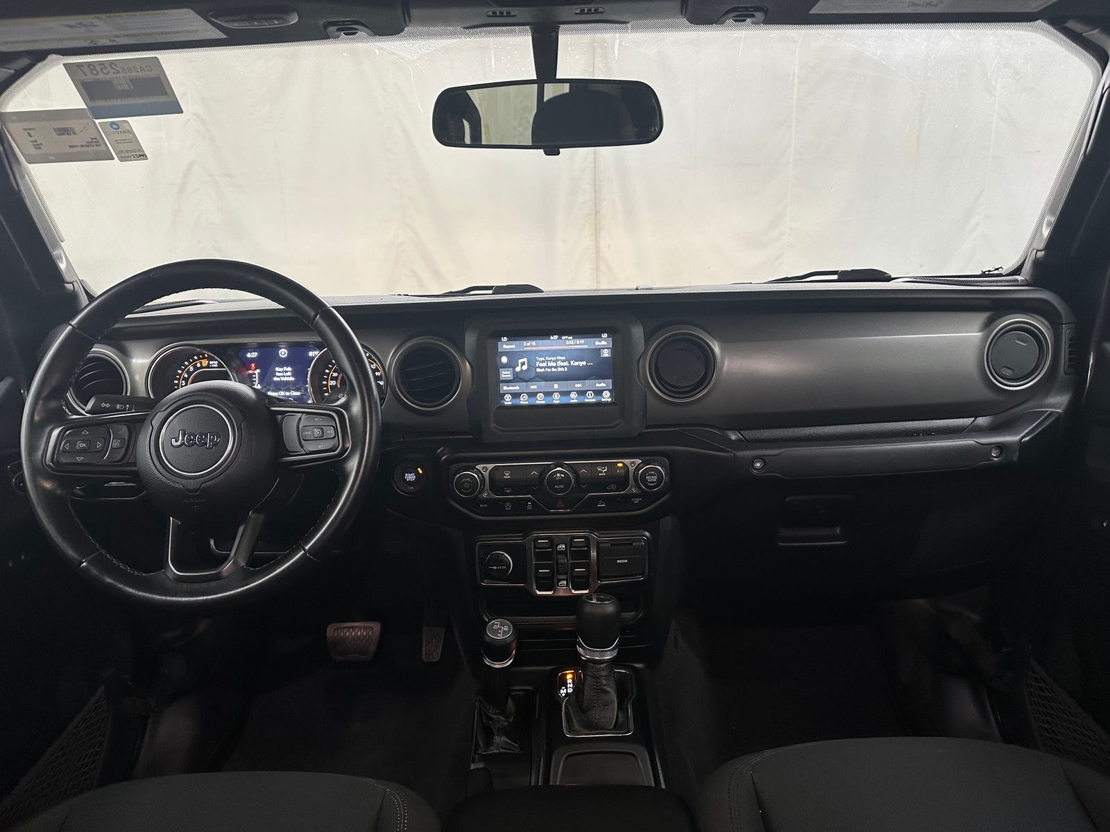 Thumbnail: 2022 Jeep Gladiator - 3