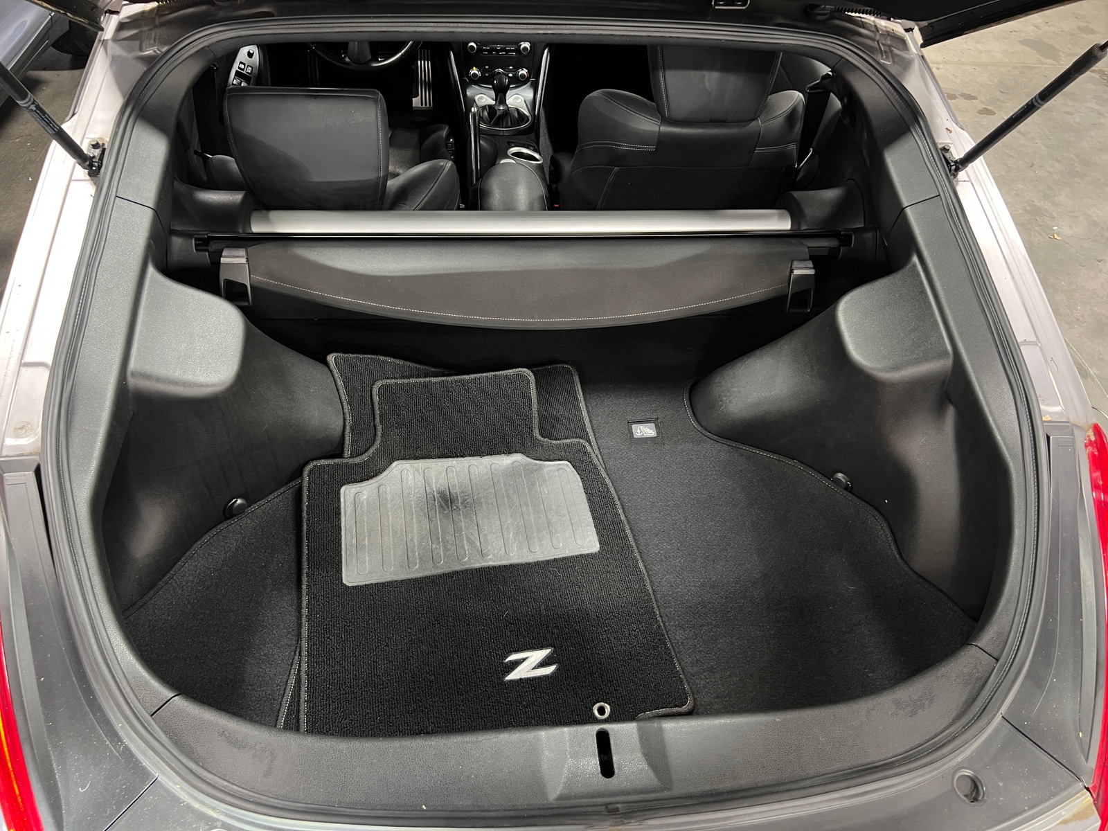 Thumbnail: 2010 Nissan Z - 5