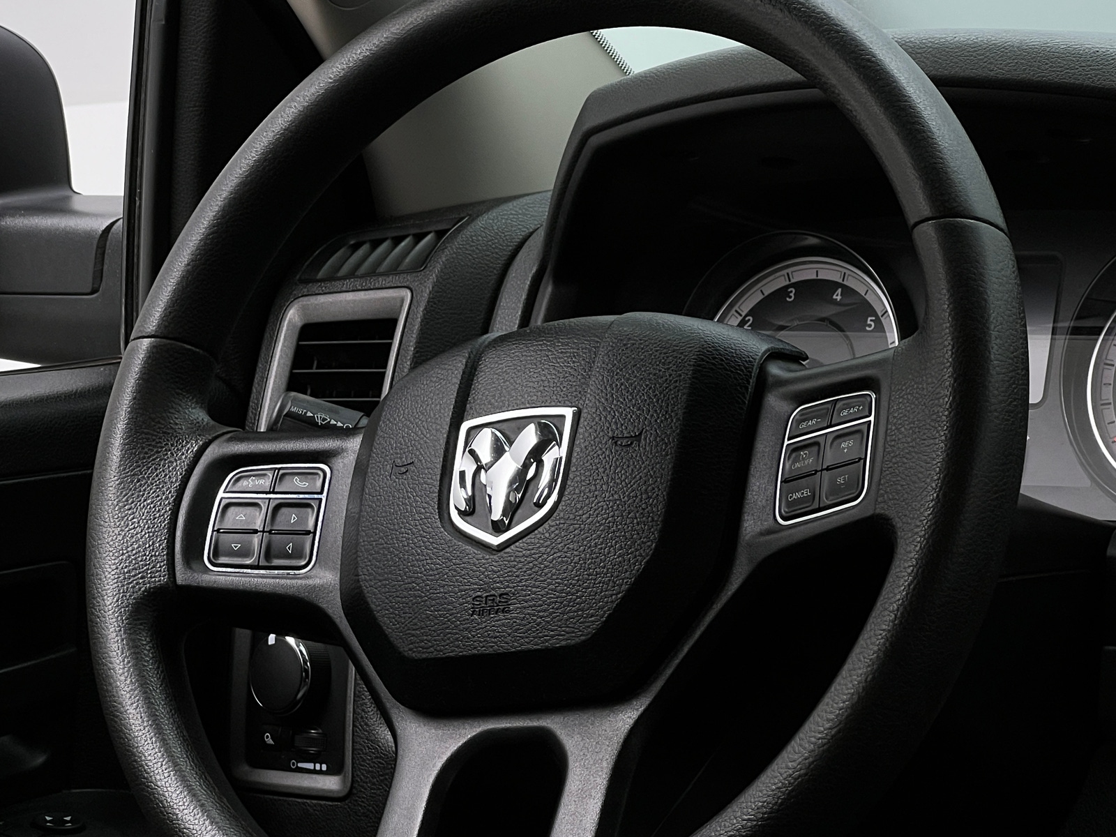 Thumbnail: 2019 RAM 1500 Classic - 5