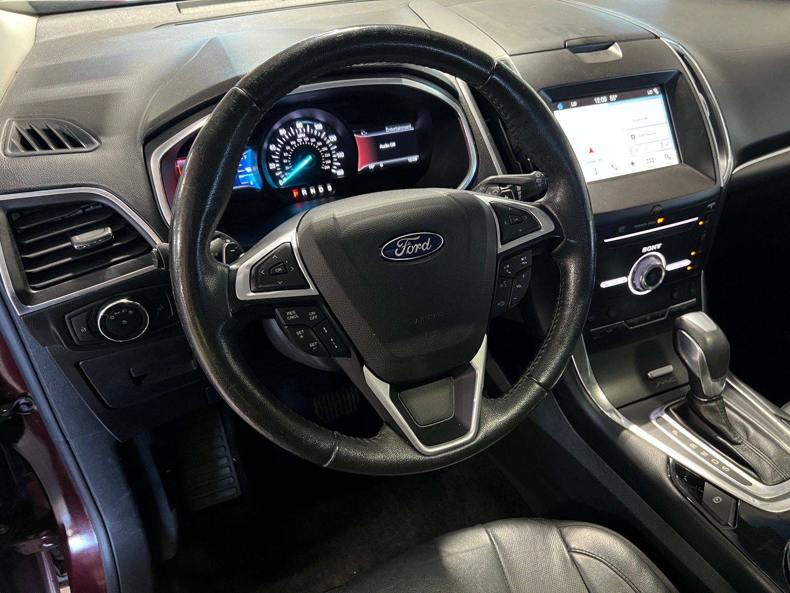 Thumbnail: 2017 Ford Edge - 4
