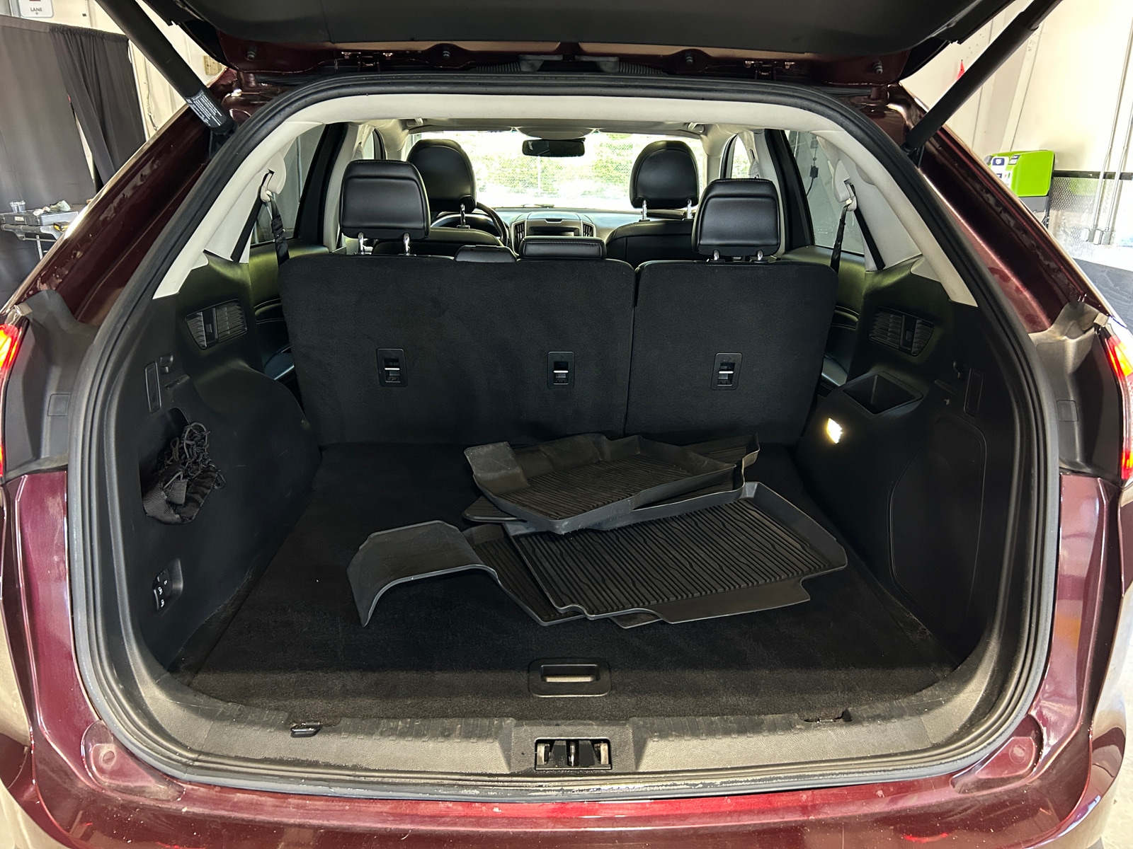 Thumbnail: 2017 Ford Edge - 6