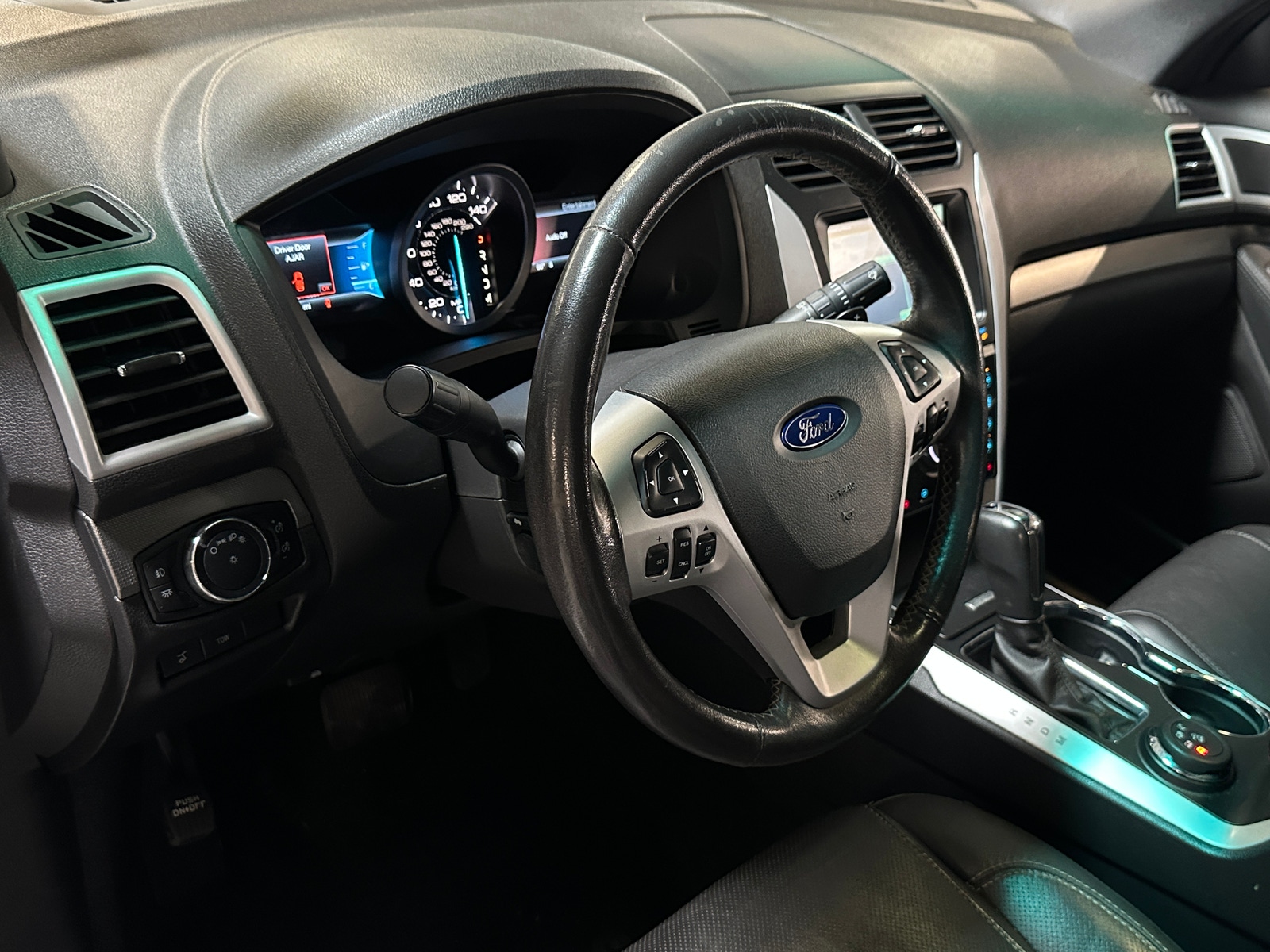Thumbnail: 2015 Ford Explorer - 2