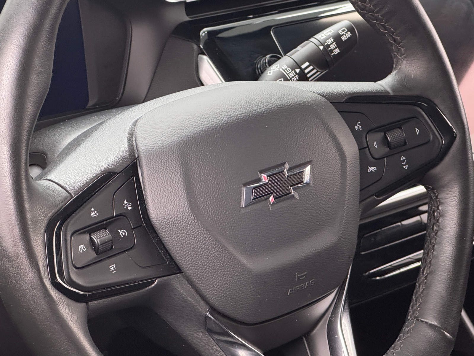 Thumbnail: 2023 Chevrolet Bolt EUV - 5