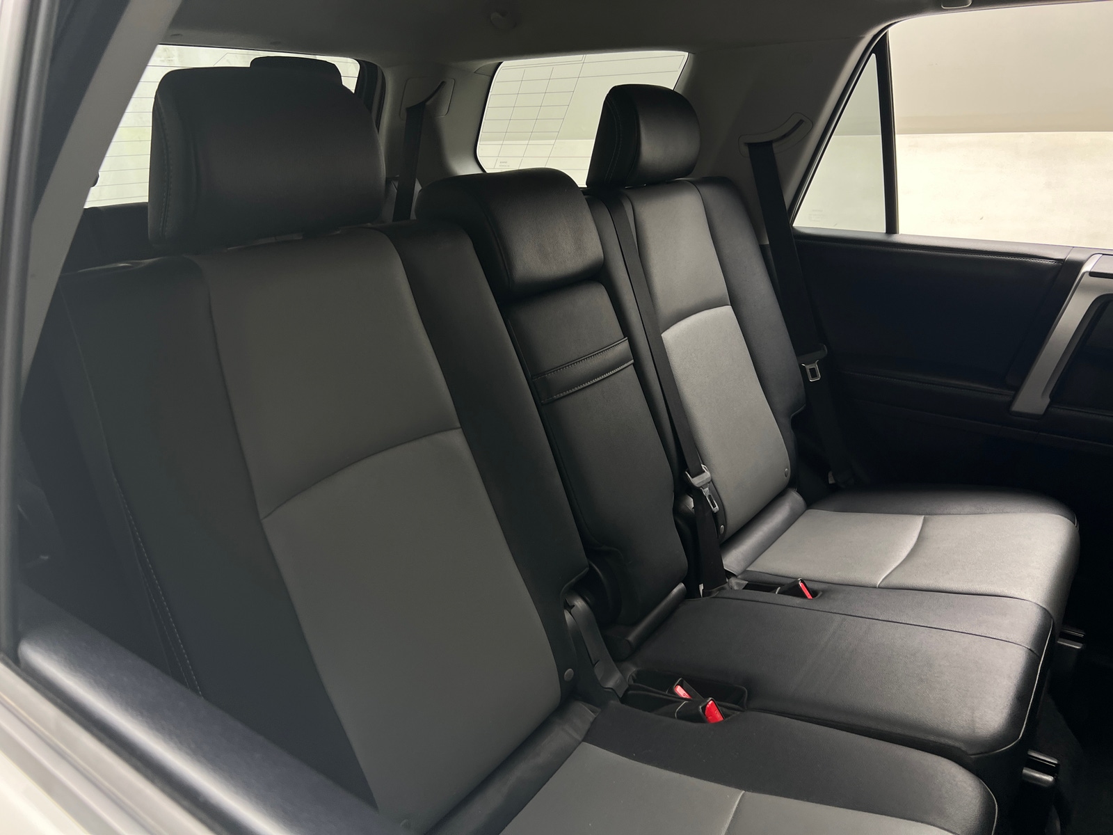 Thumbnail: 2016 Toyota 4Runner - 5