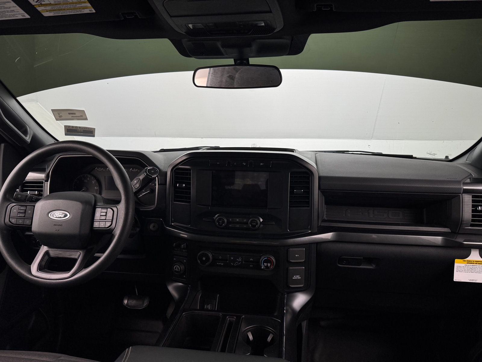 Thumbnail: 2022 Ford Econoline - 3