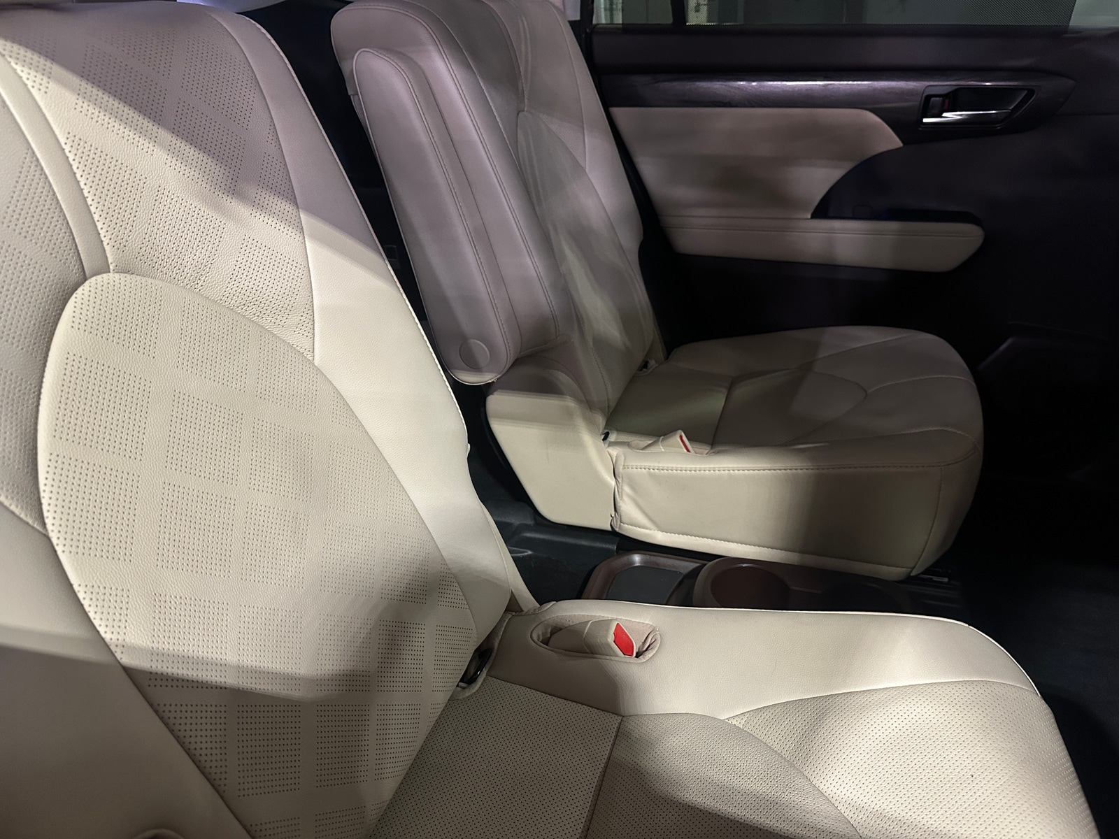 Thumbnail: 2021 Toyota Highlander - 5