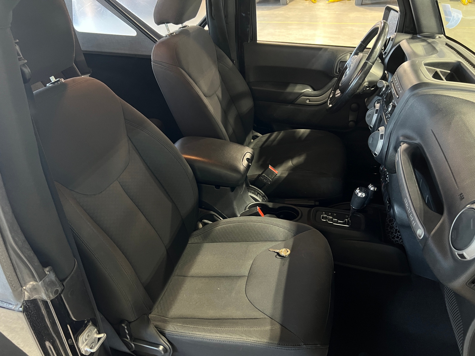 Thumbnail: 2016 Jeep Wrangler - 2