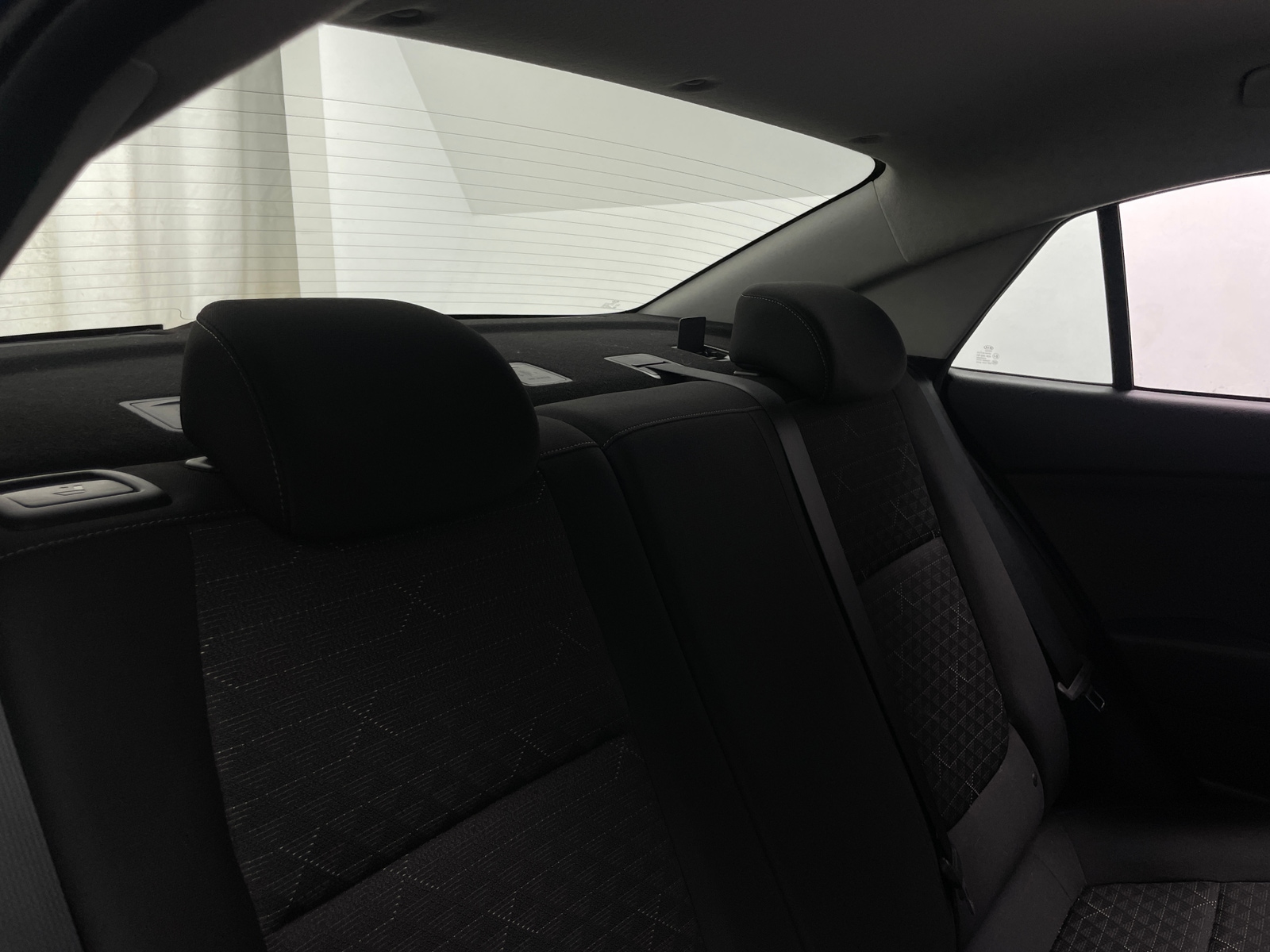Thumbnail: 2021 Kia Rio - 6