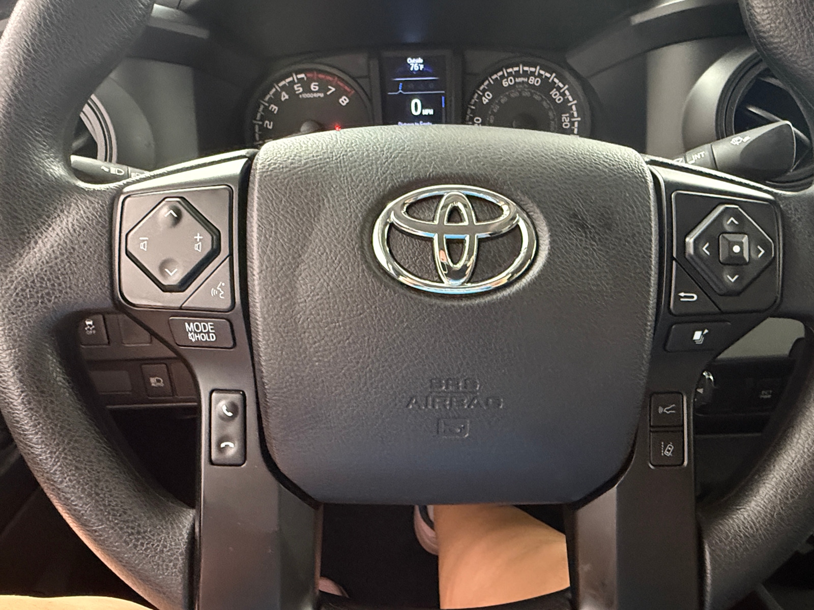 Thumbnail: 2022 Toyota Tacoma - 5