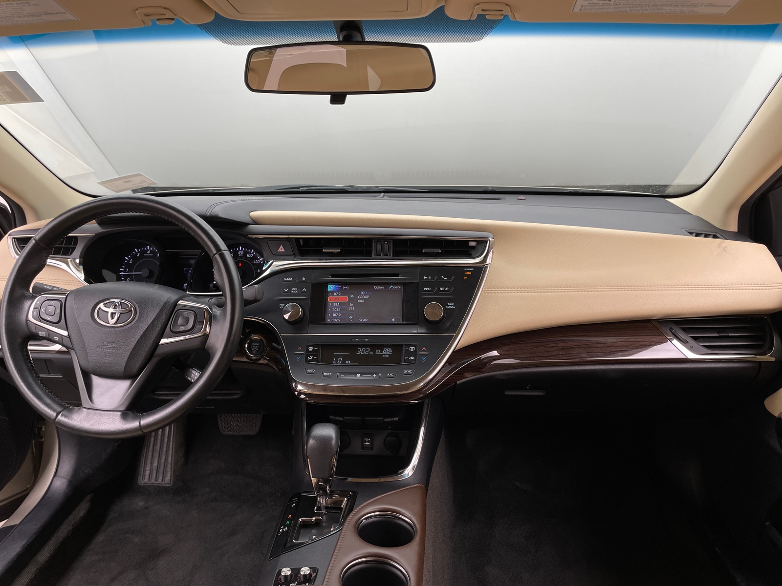 Thumbnail: 2013 Toyota Avalon - 2