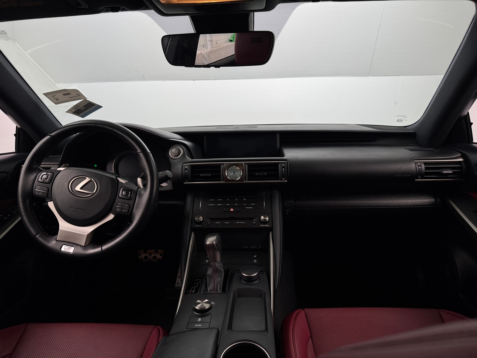 Thumbnail: 2019 Lexus IS - 2