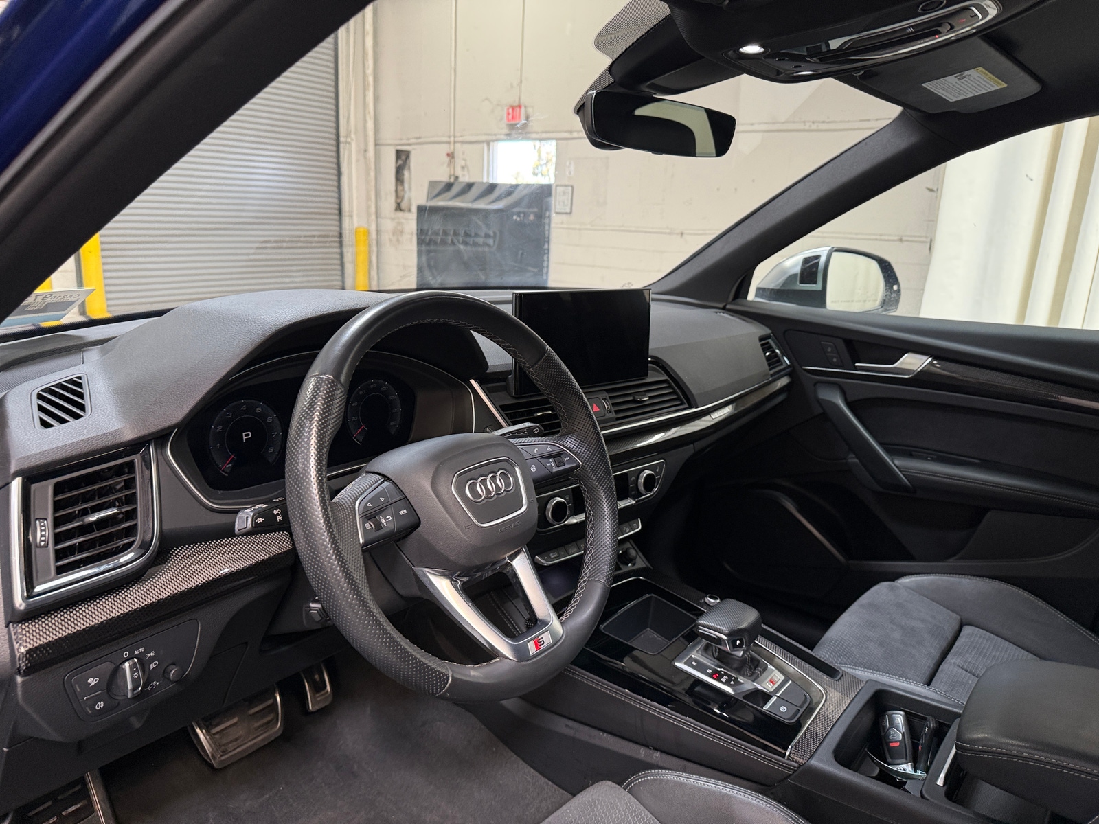 Thumbnail: 2022 Audi SQ5 - 2