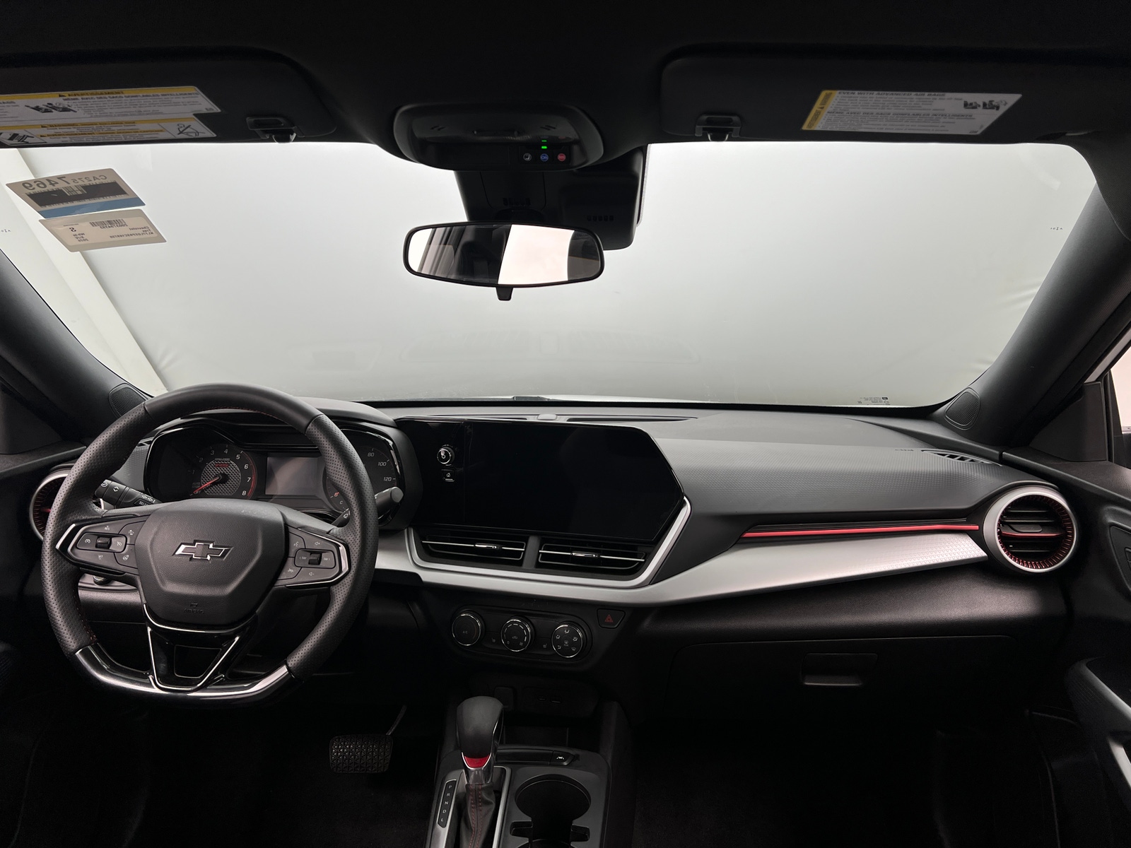Thumbnail: 2025 Chevrolet Trax - 3