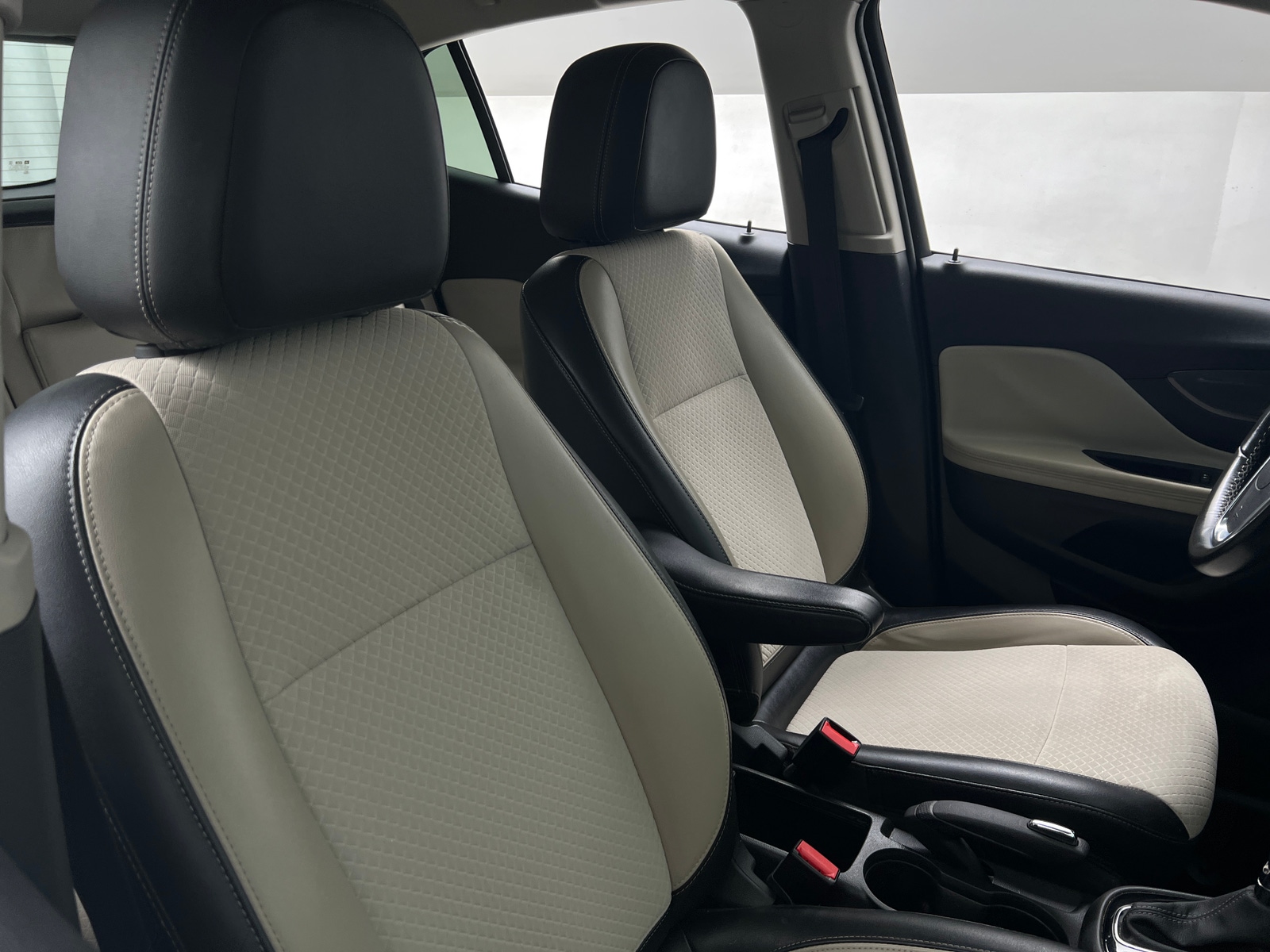 Thumbnail: 2019 Buick Encore - 2