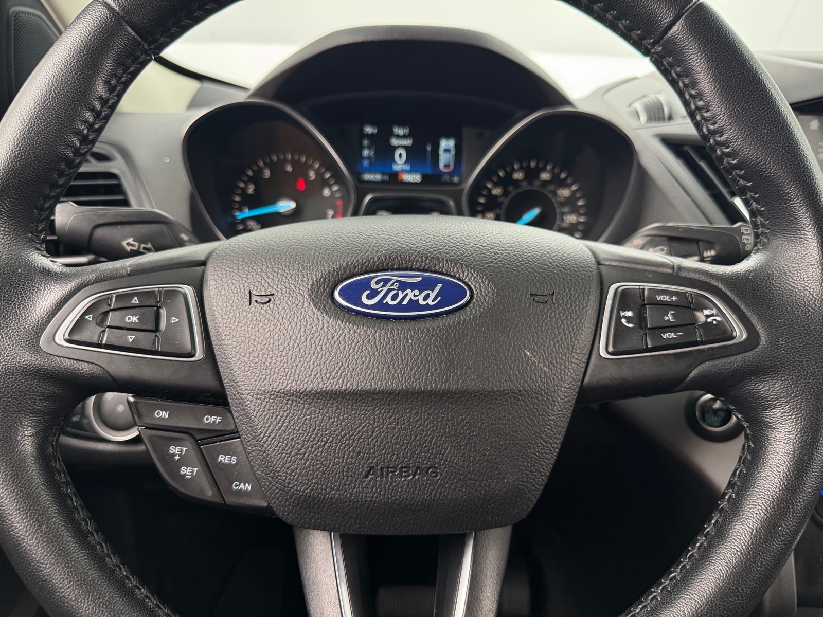 Thumbnail: 2019 Ford Escape - 4