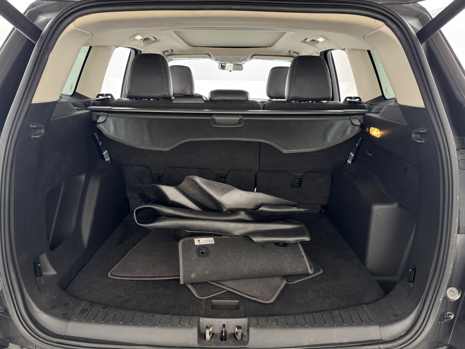 Thumbnail: 2019 Ford Escape - 6