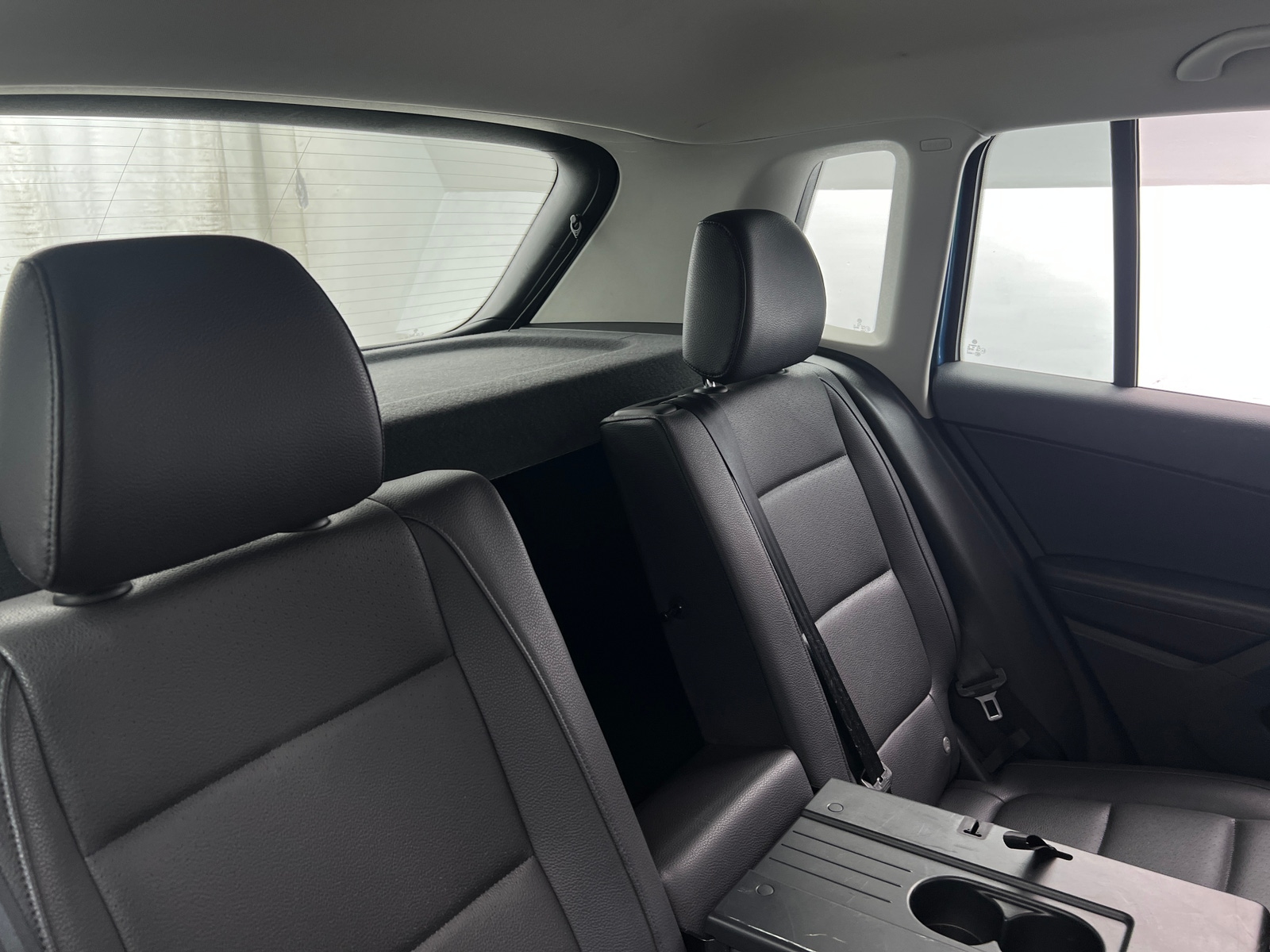 Thumbnail: 2017 Volkswagen Tiguan - 5
