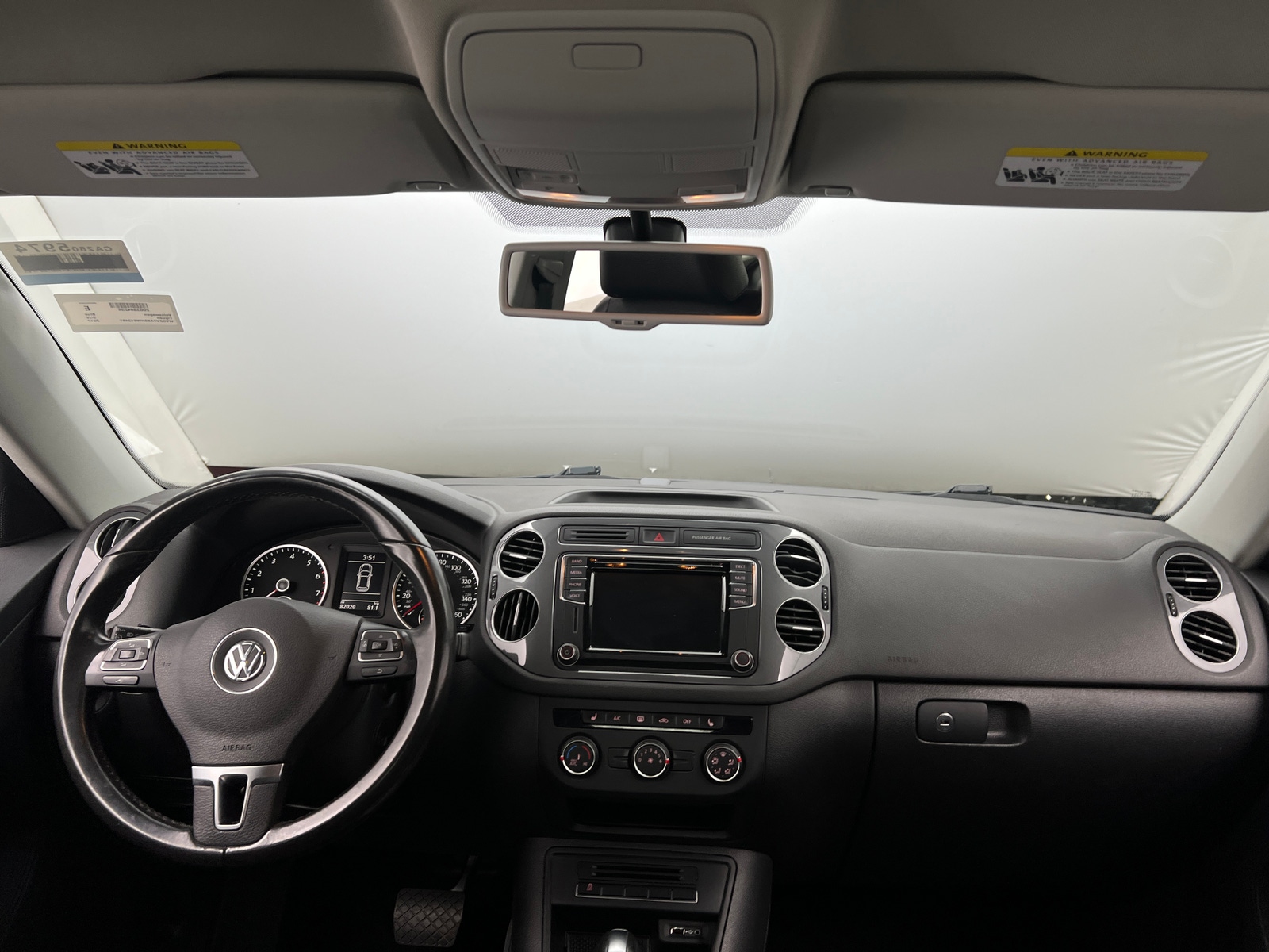Thumbnail: 2017 Volkswagen Tiguan - 2