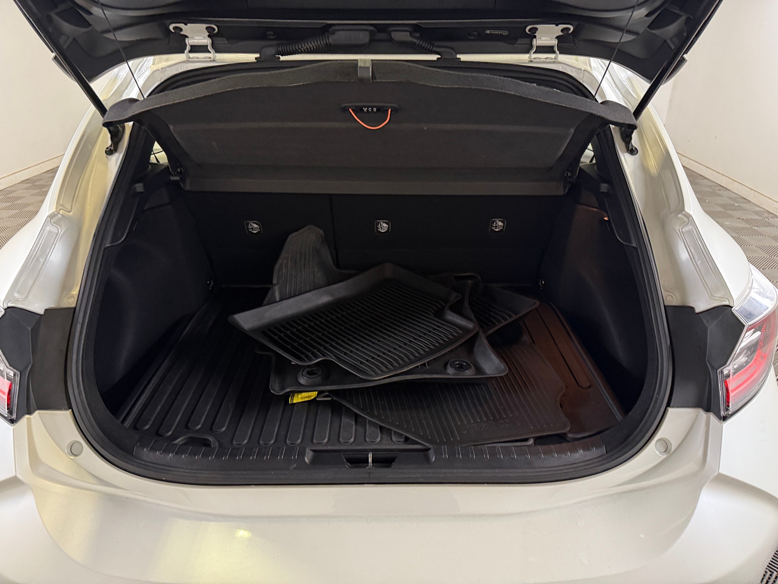 Thumbnail: 2019 Toyota Corolla - 6