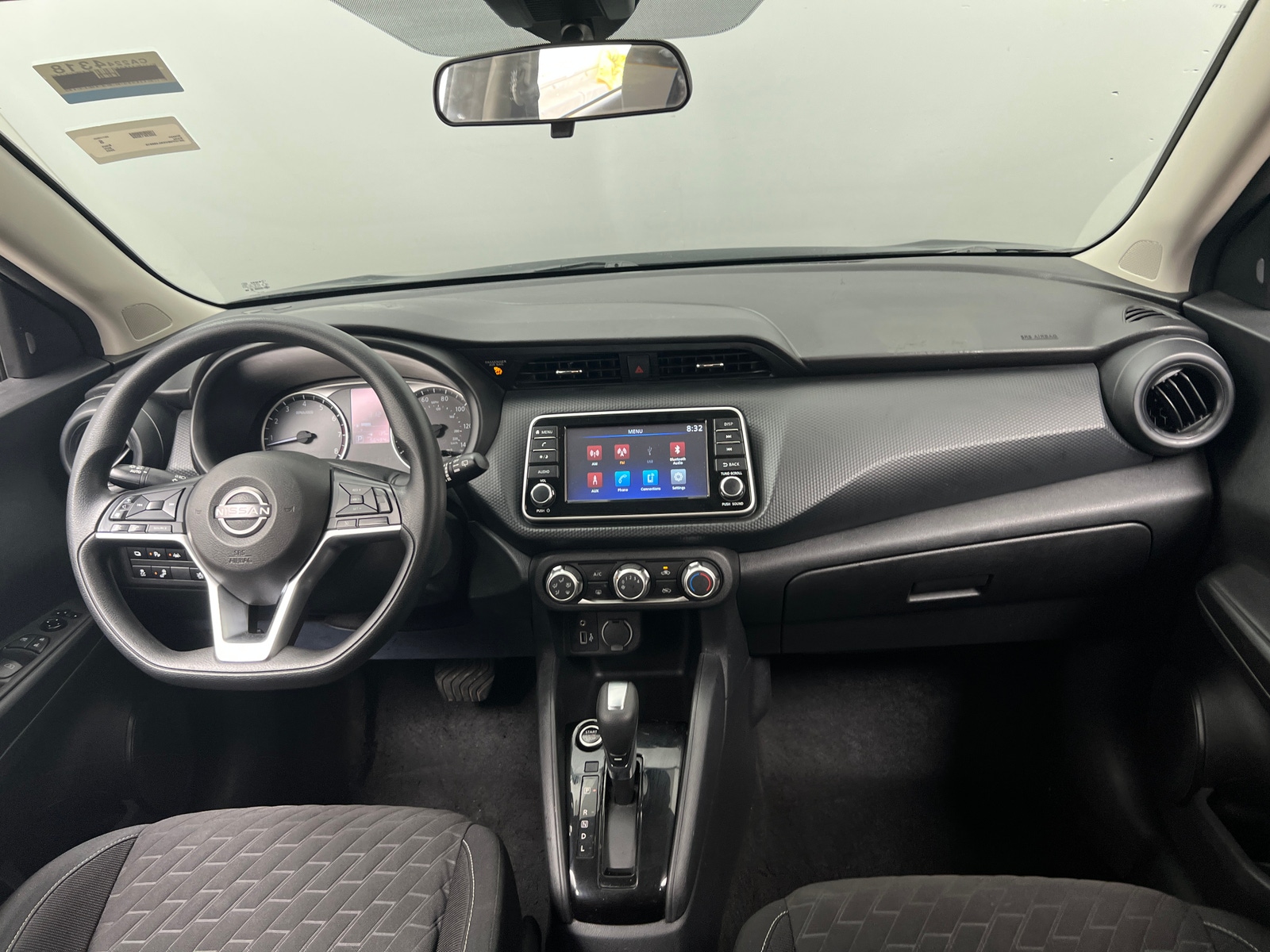 Thumbnail: 2022 Nissan Kicks - 3