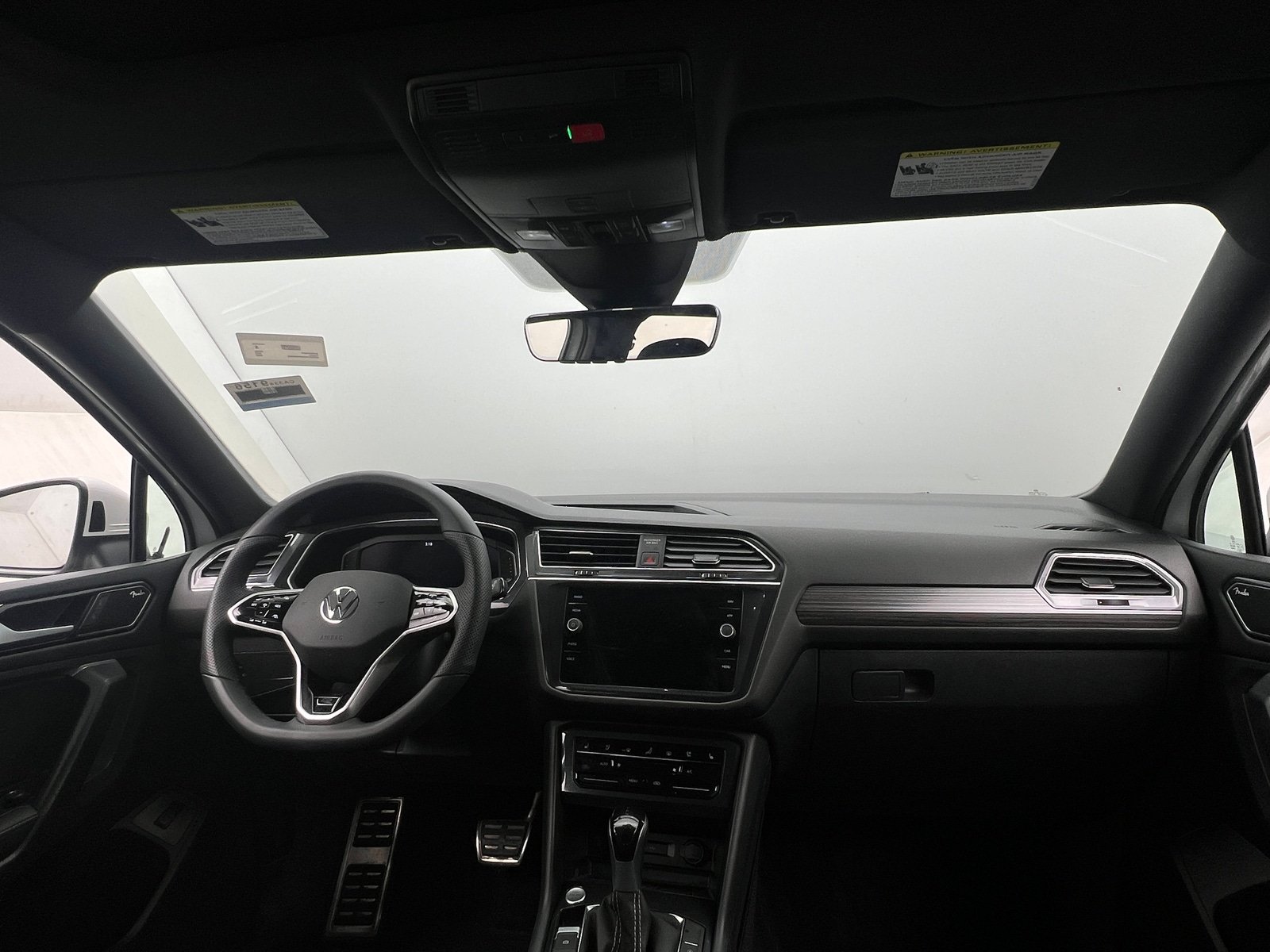 Thumbnail: 2022 Volkswagen Tiguan - 2