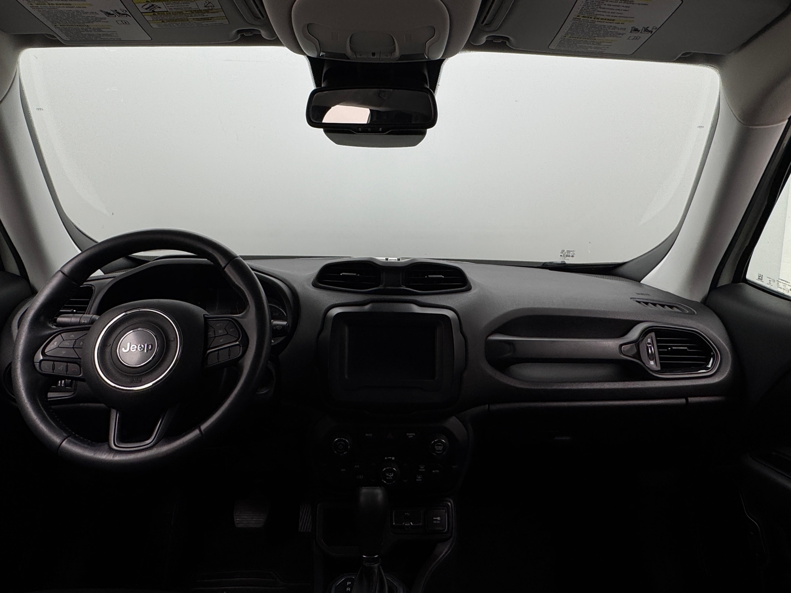 Thumbnail: 2019 Jeep Renegade - 3