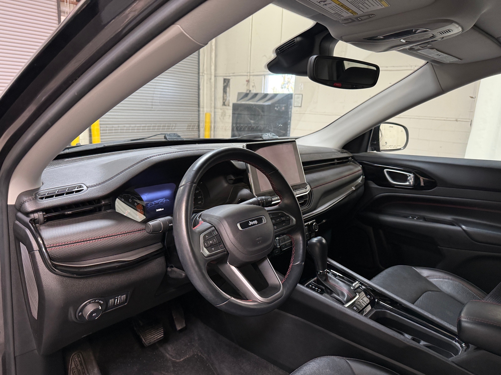 Thumbnail: 2022 Jeep Compass - 3