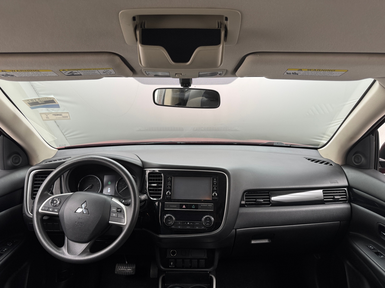 Thumbnail: 2019 Mitsubishi Outlander - 3