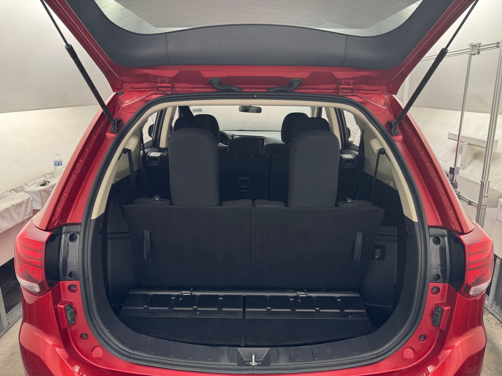 Thumbnail: 2019 Mitsubishi Outlander - 7