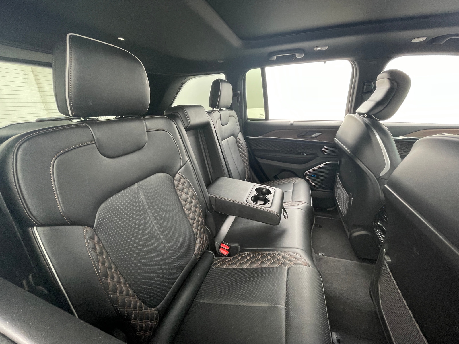 Thumbnail: 2022 Jeep Grand Cherokee - 5