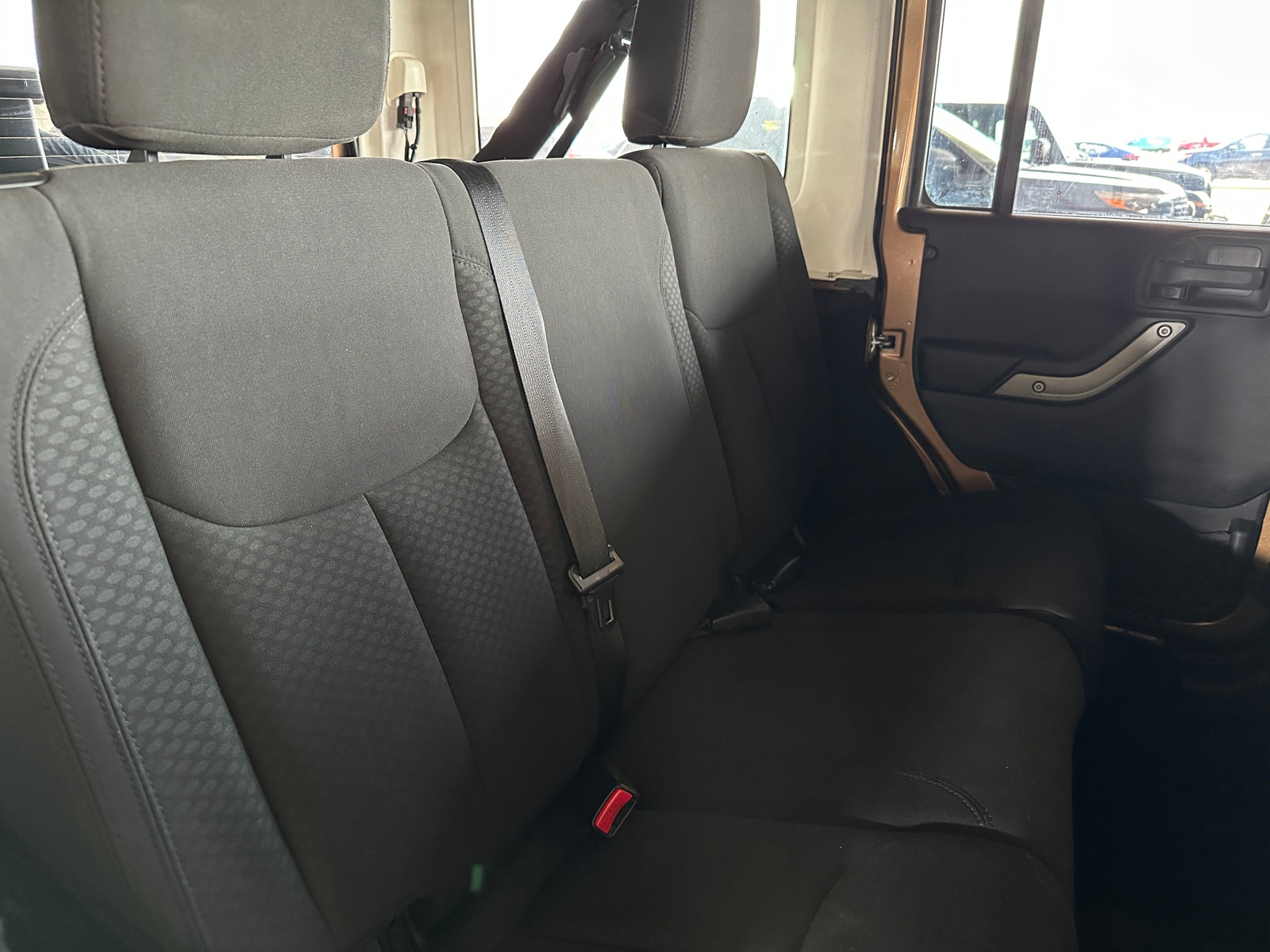 Thumbnail: 2015 Jeep Wrangler - 6