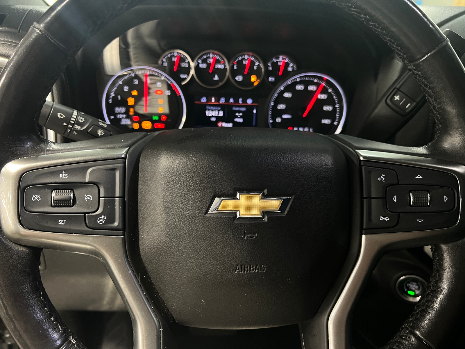 Thumbnail: 2020 Chevrolet Silverado 1500 - 5