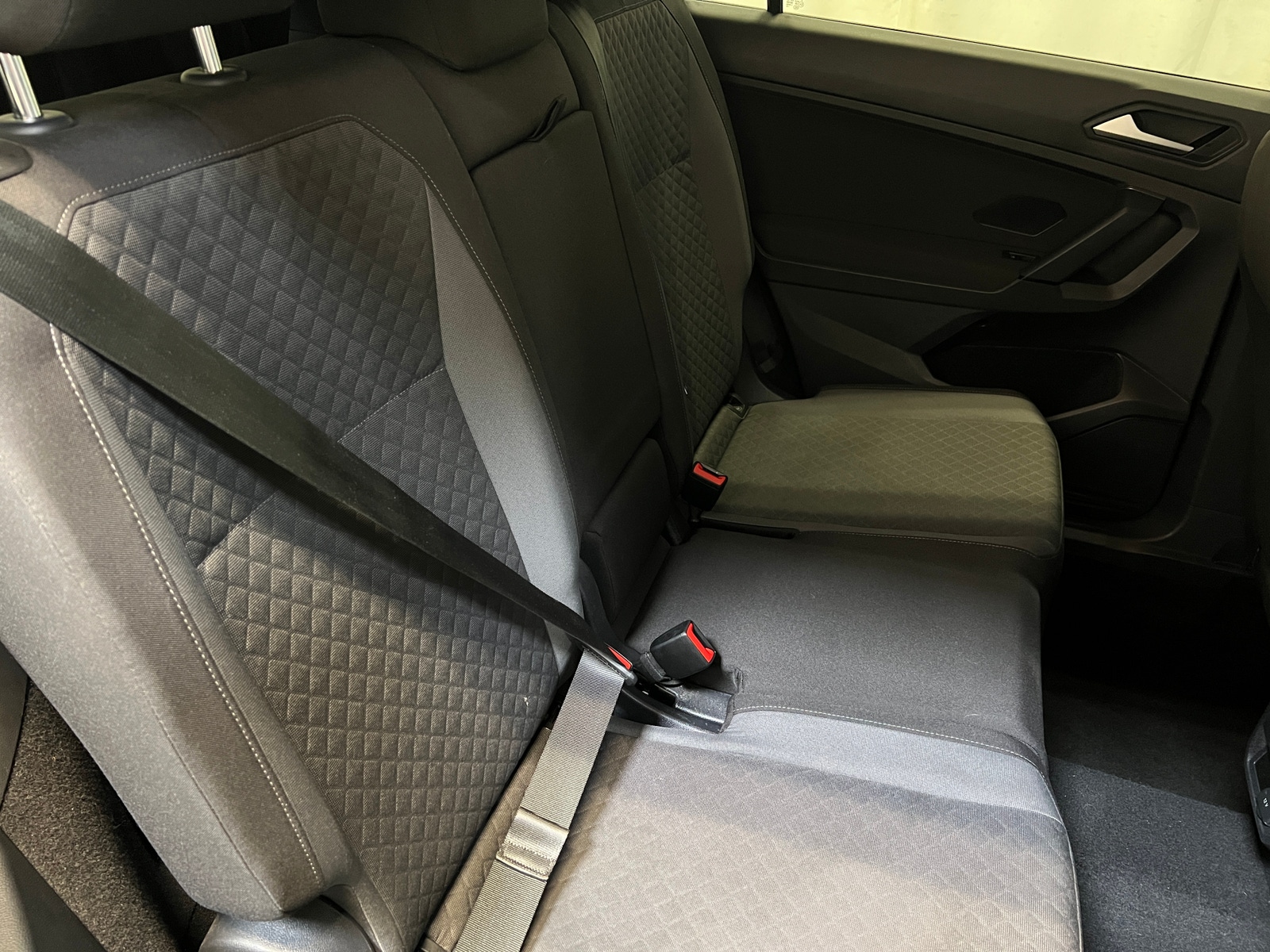 Thumbnail: 2019 Volkswagen Tiguan - 6