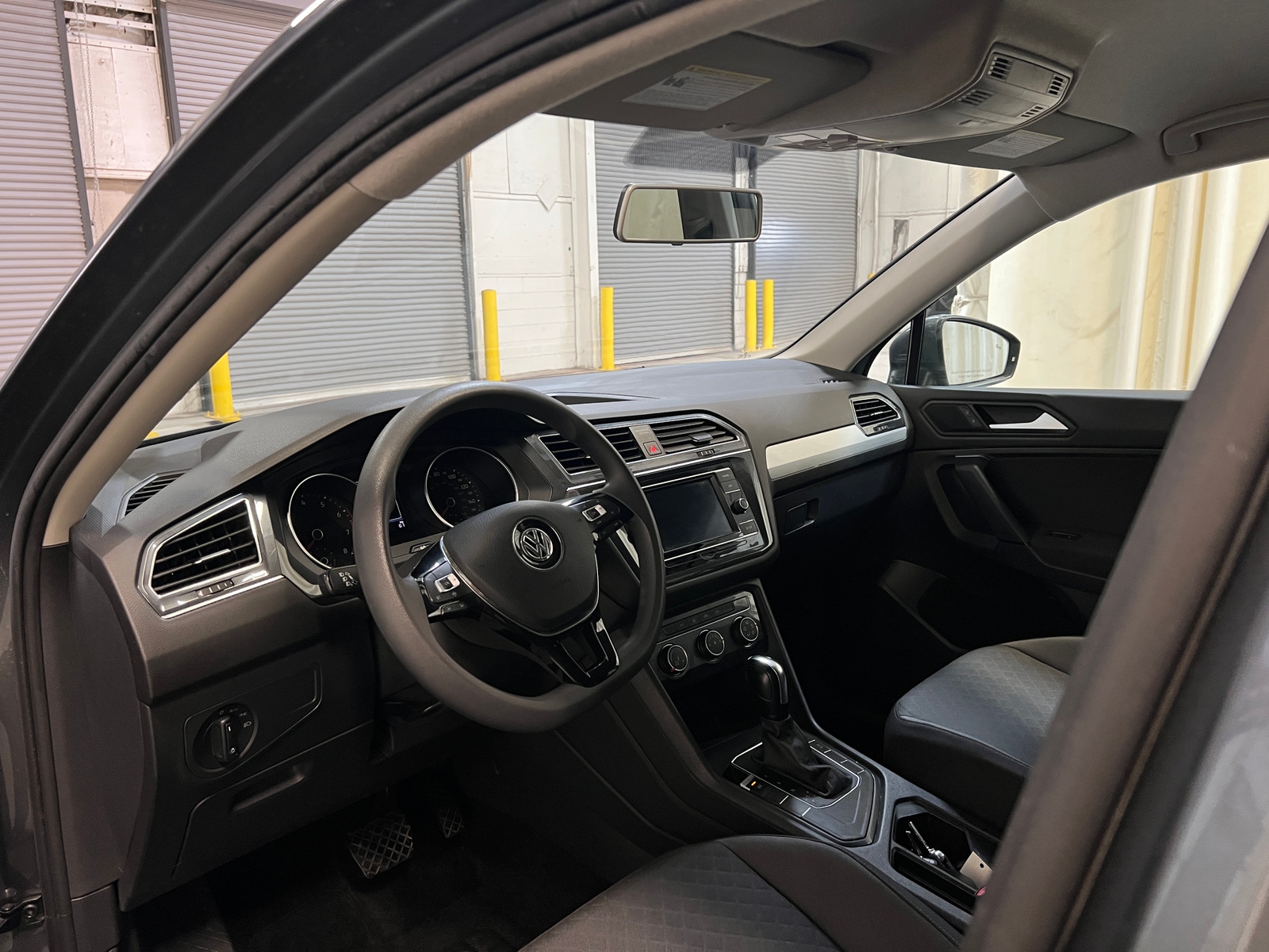 Thumbnail: 2019 Volkswagen Tiguan - 3