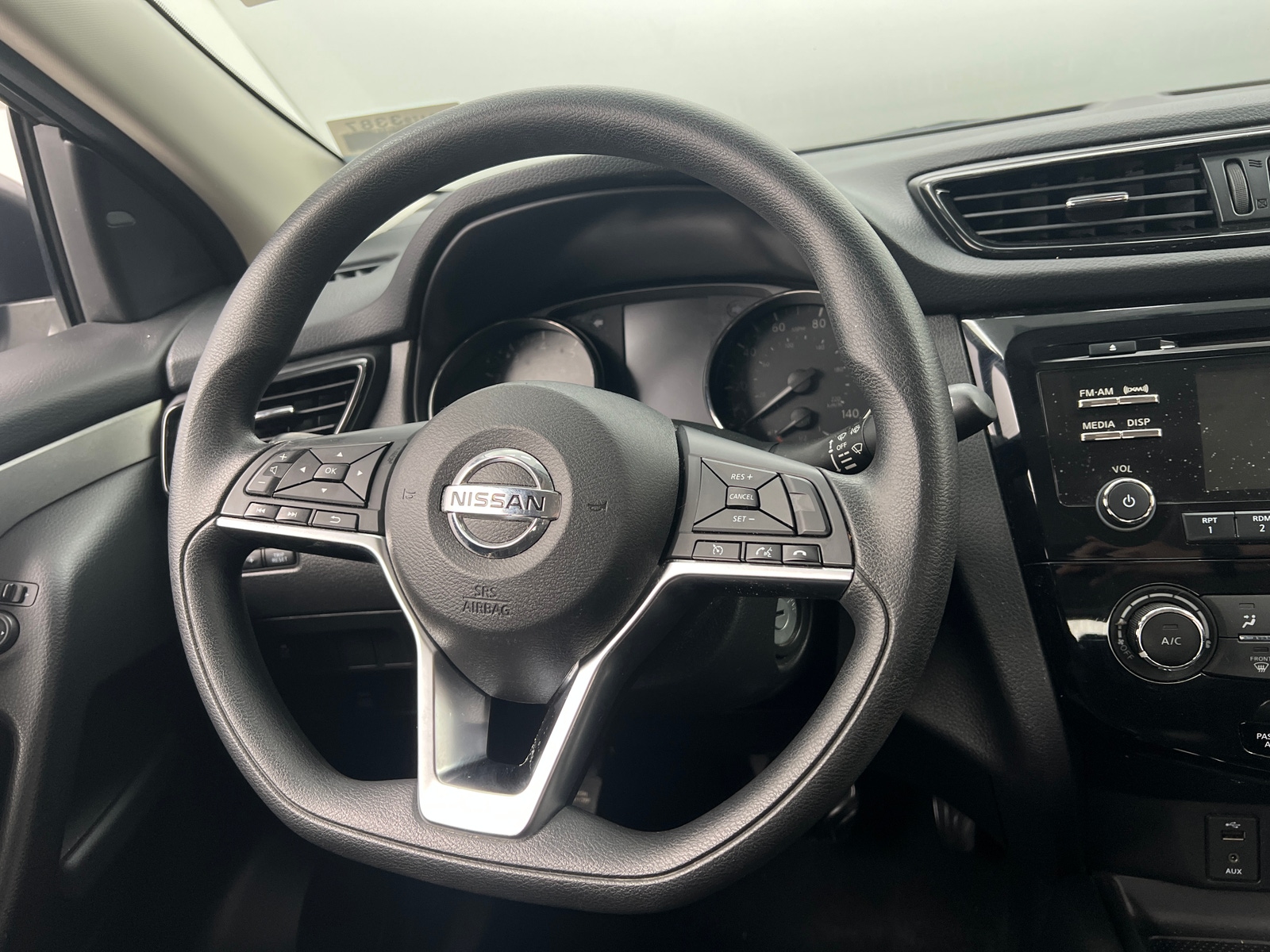 Thumbnail: 2018 Nissan Rogue Sport - 5