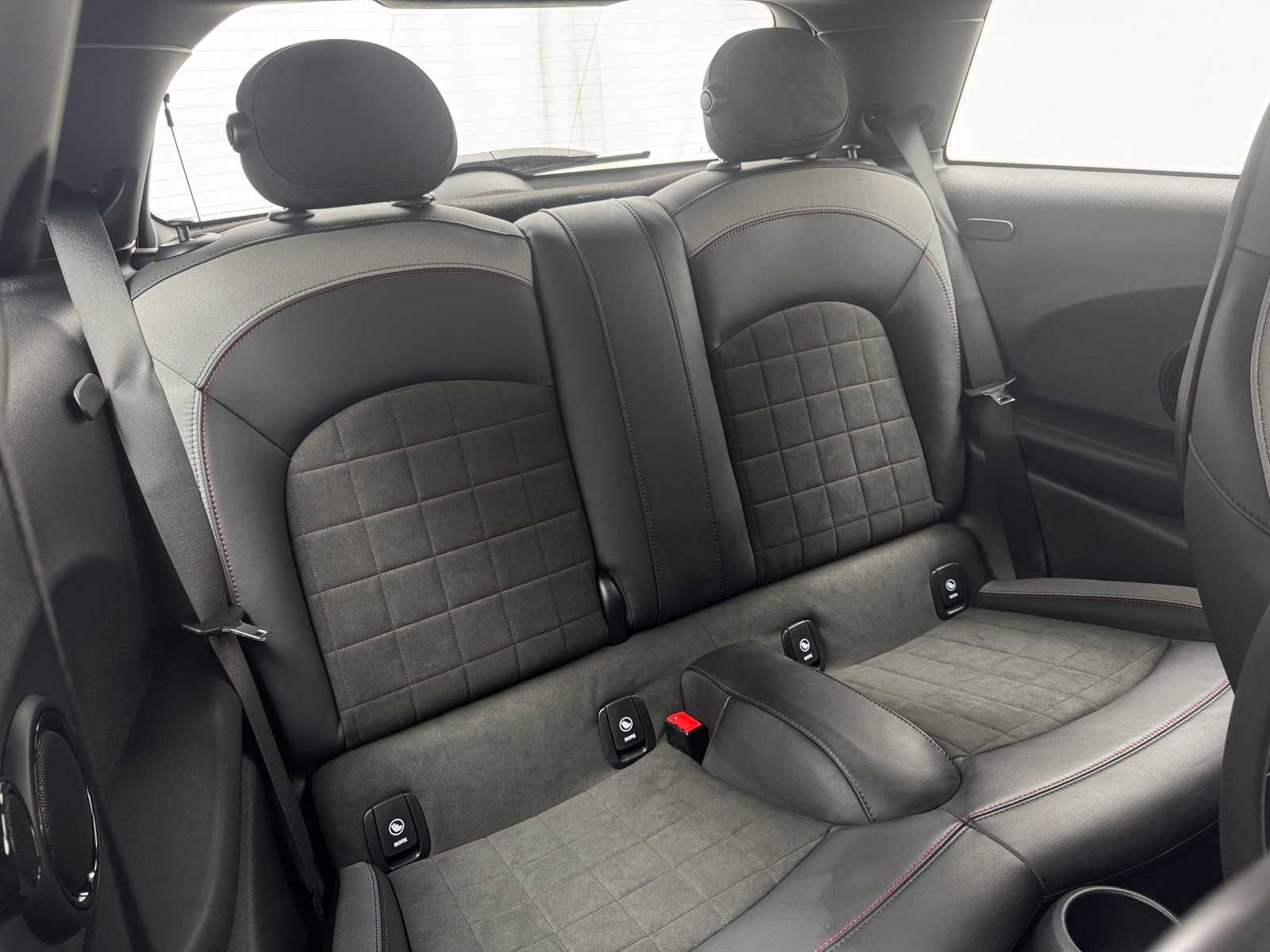 Thumbnail: 2024 MINI Cooper Hardtop - 6