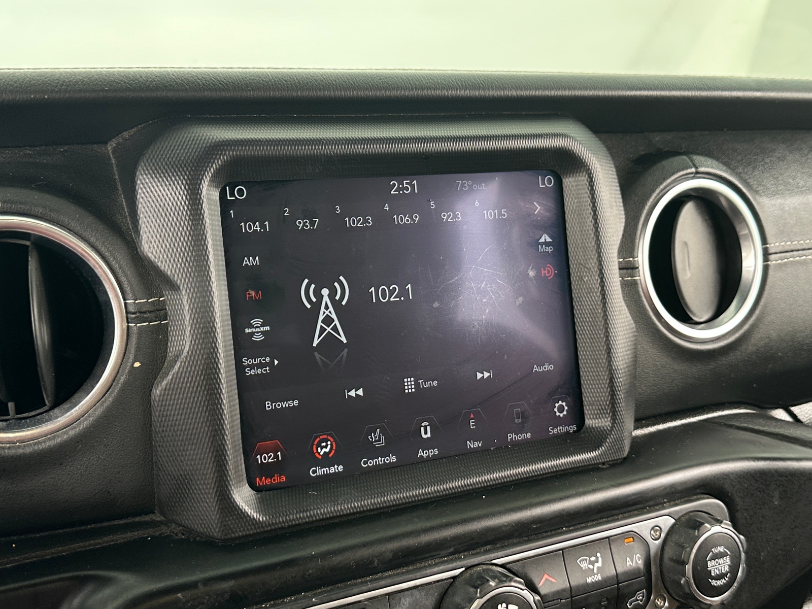 Thumbnail: 2020 Jeep Wrangler - 3