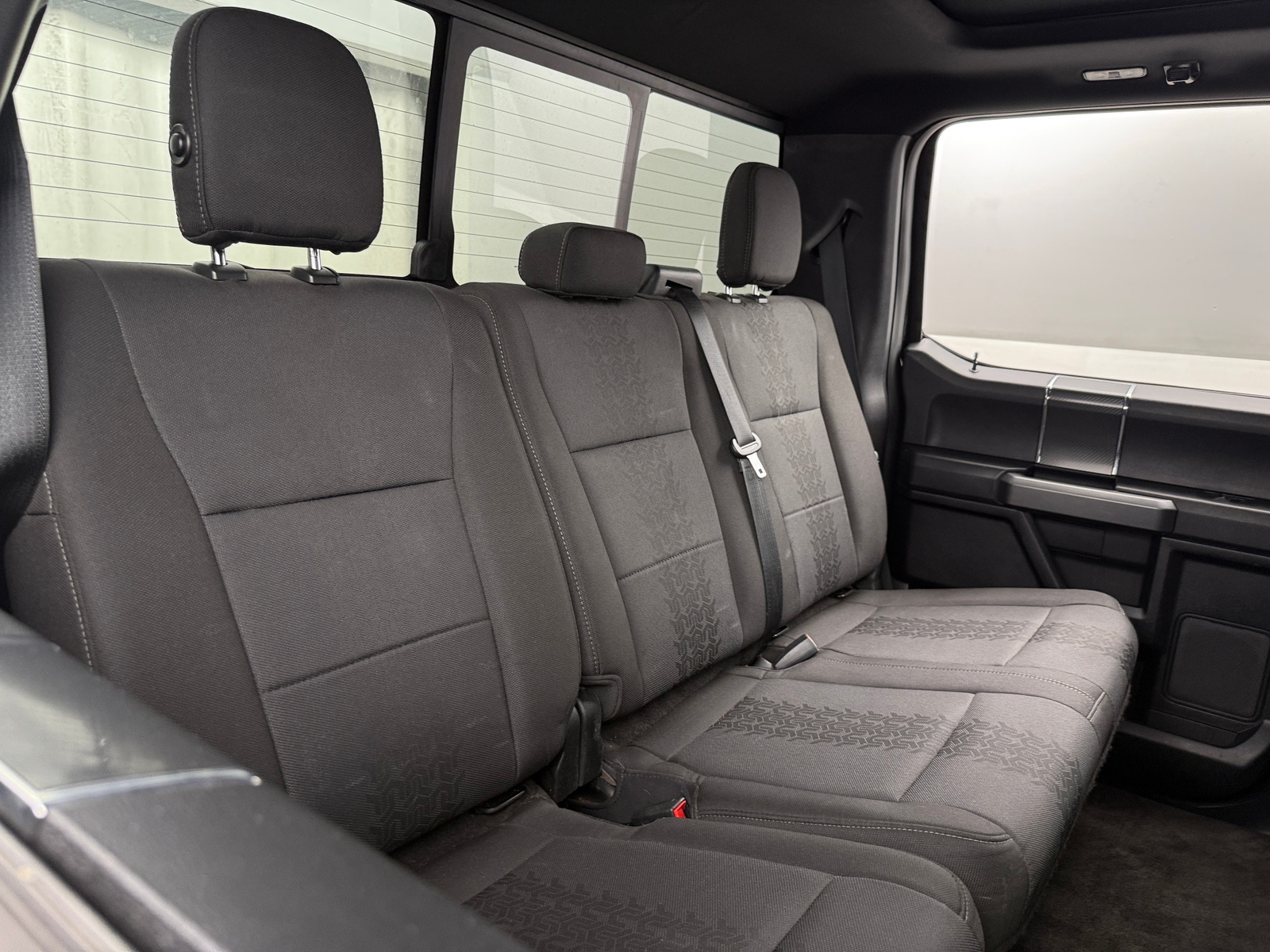 Thumbnail: 2018 Ford Econoline - 6