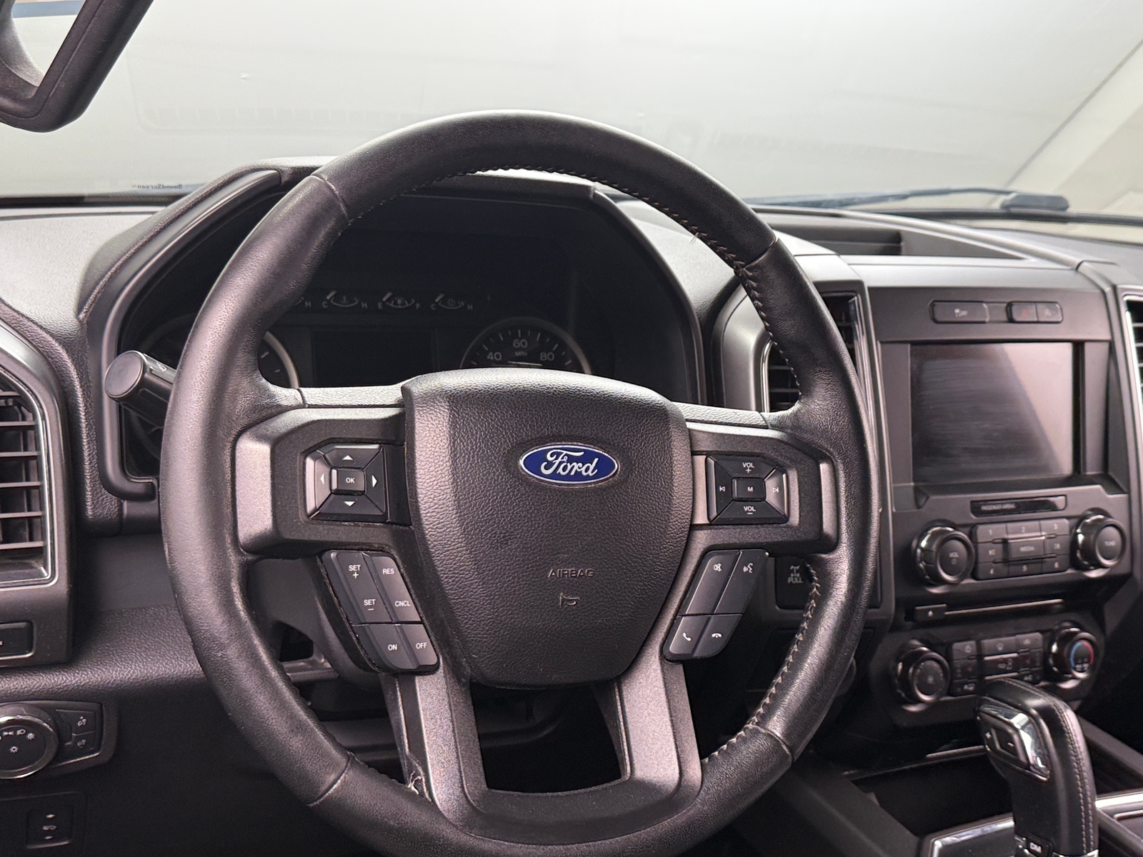 Thumbnail: 2018 Ford Econoline - 5