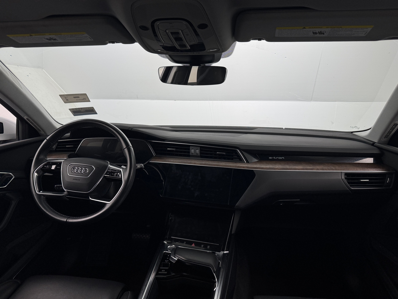 Thumbnail: 2019 Audi e-tron - 2