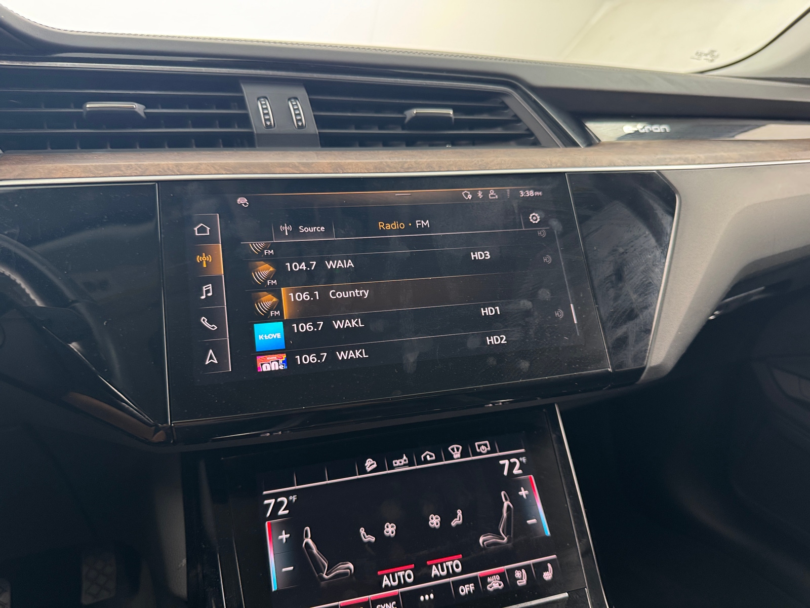 Thumbnail: 2019 Audi e-tron - 3
