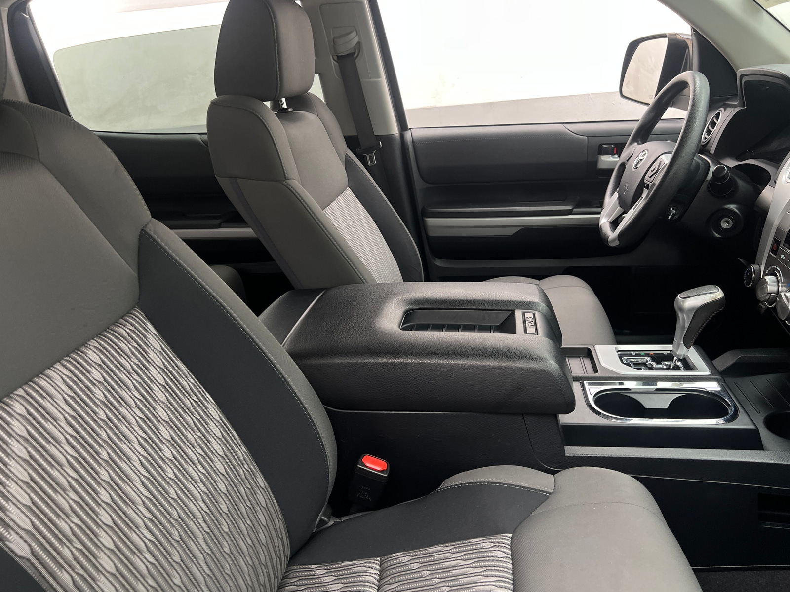 Thumbnail: 2019 Toyota Tundra - 2