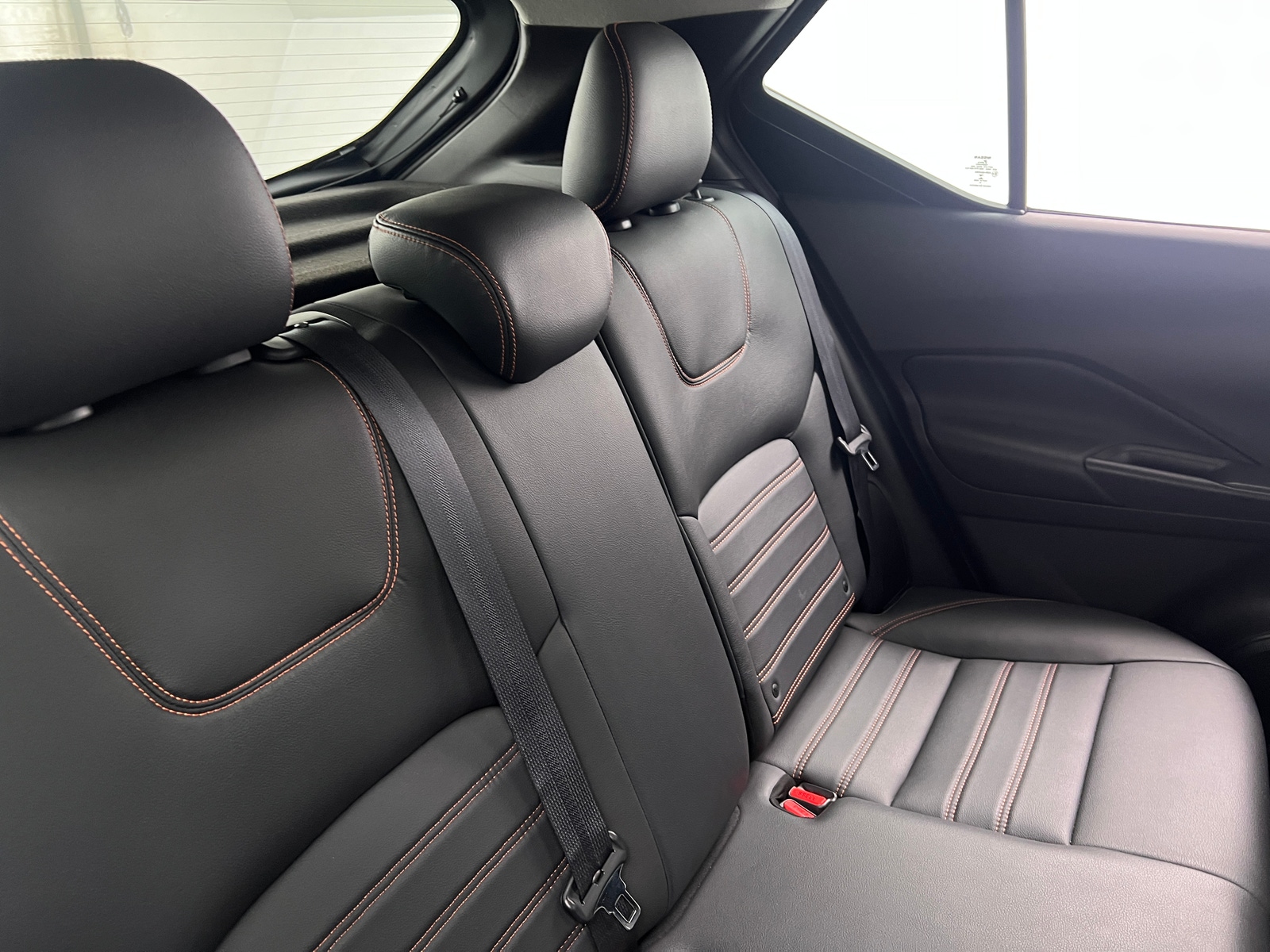 Thumbnail: 2019 Nissan Kicks - 6