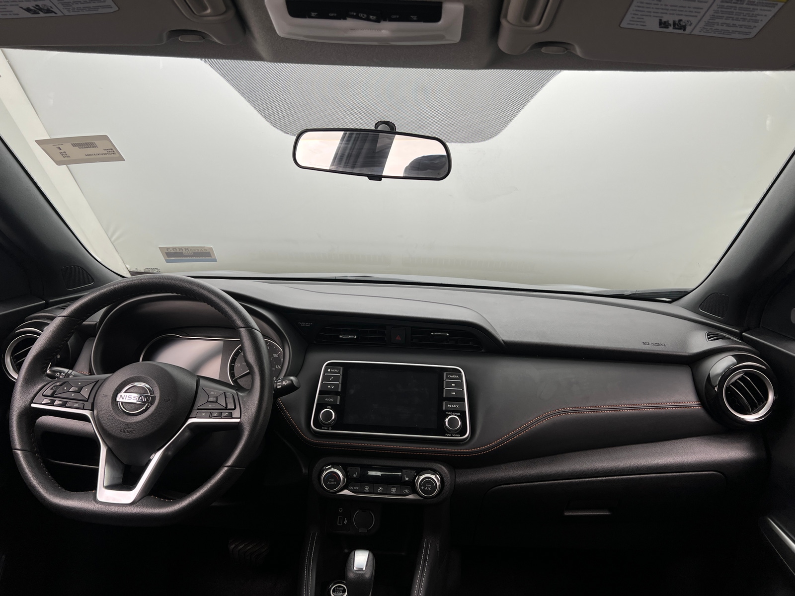 Thumbnail: 2019 Nissan Kicks - 3