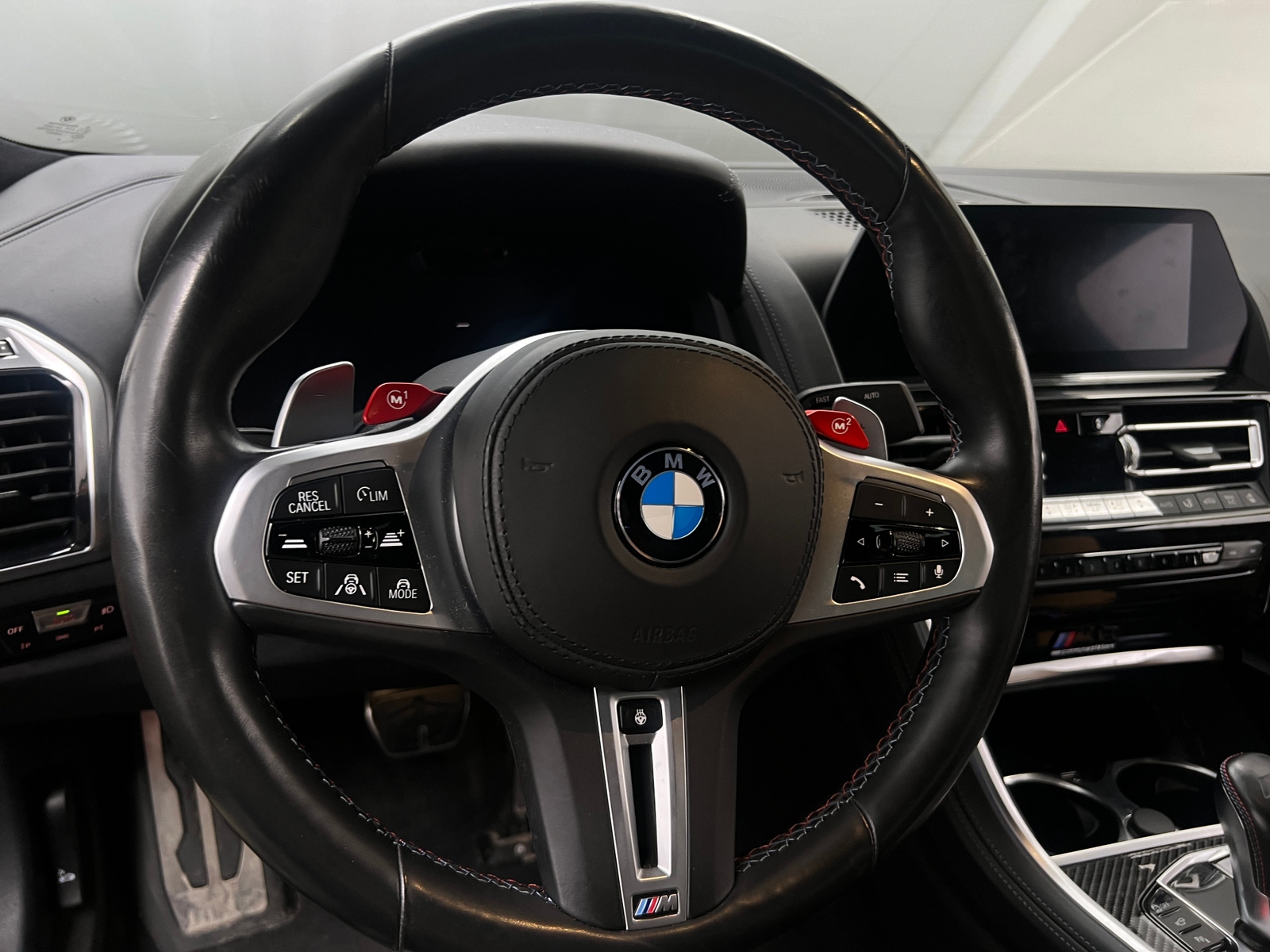 Thumbnail: 2020 BMW M8 - 4